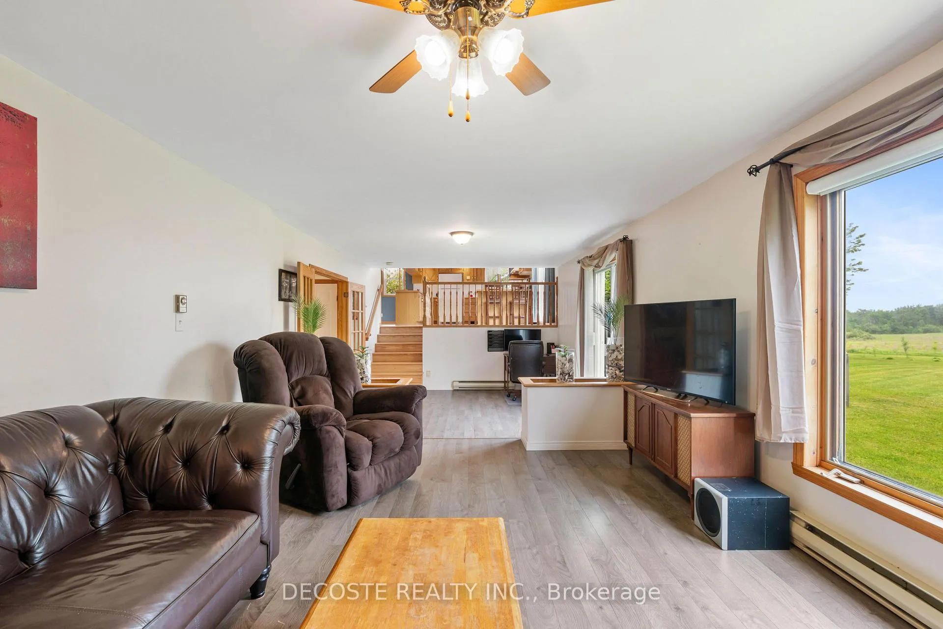 Photo 8 of 20351 Pineview Crescent, South Glengarry, South Glengarry (Lancaster) Twp — HOMEH