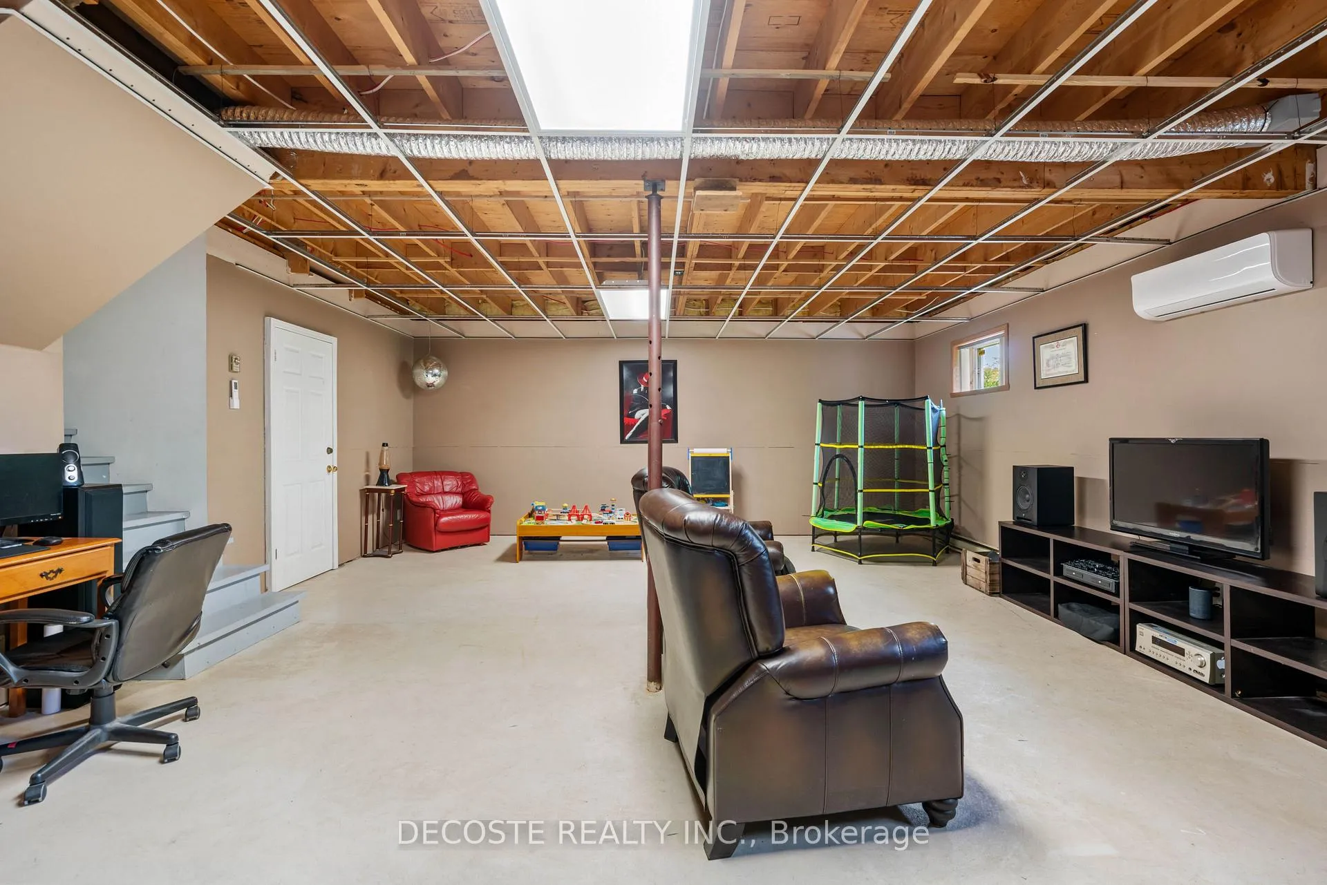 Photo 36 of 20351 Pineview Crescent, South Glengarry, South Glengarry (Lancaster) Twp — HOMEH