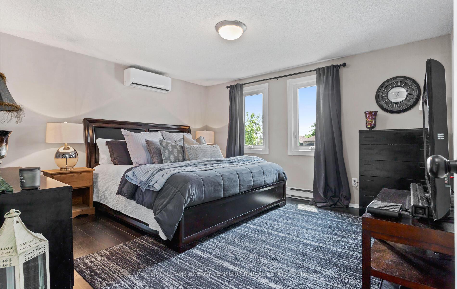 Photo 22 of 24 Kingsview Court, Clarington, Courtice — HOMEH