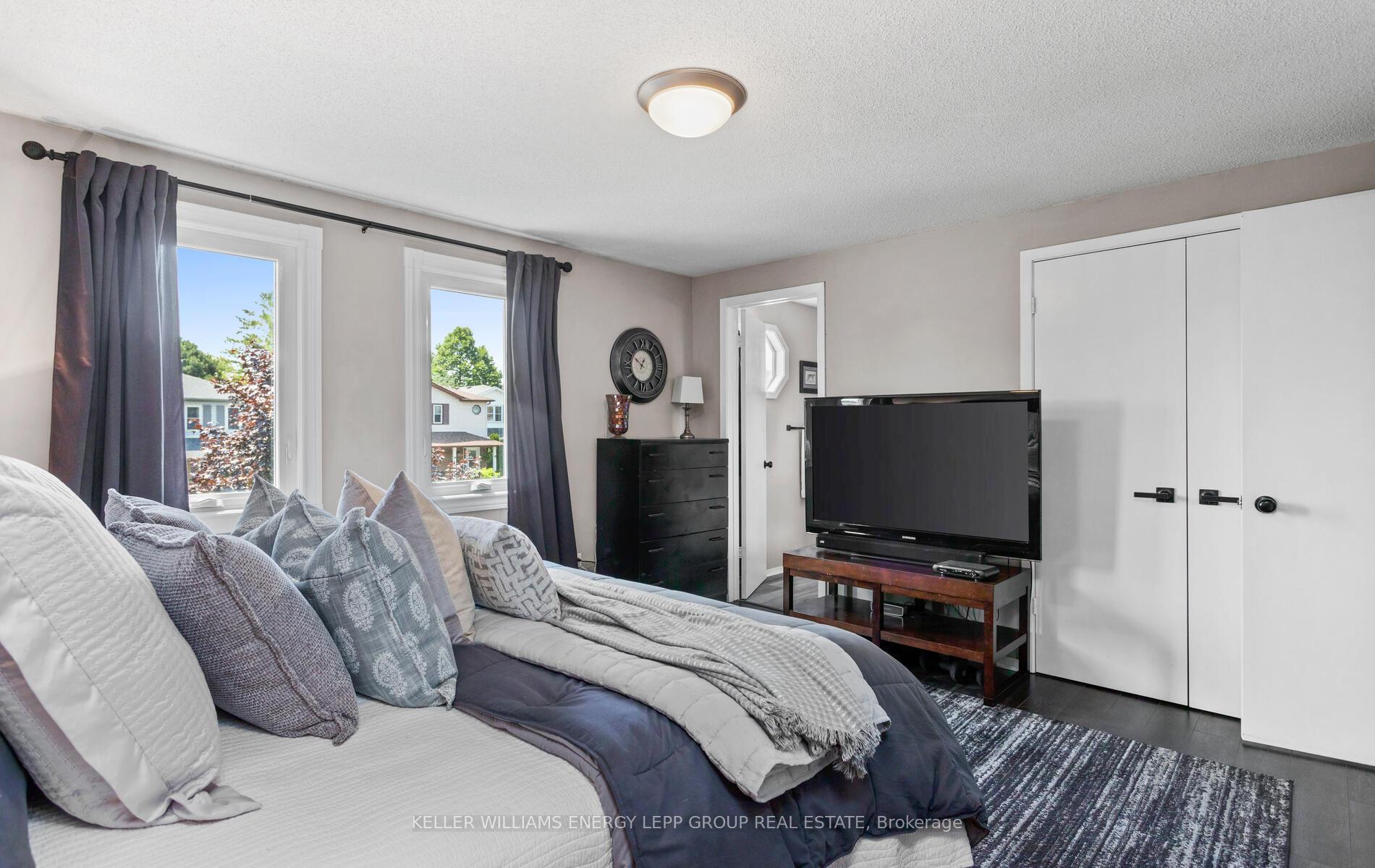 Photo 23 of 24 Kingsview Court, Clarington, Courtice — HOMEH