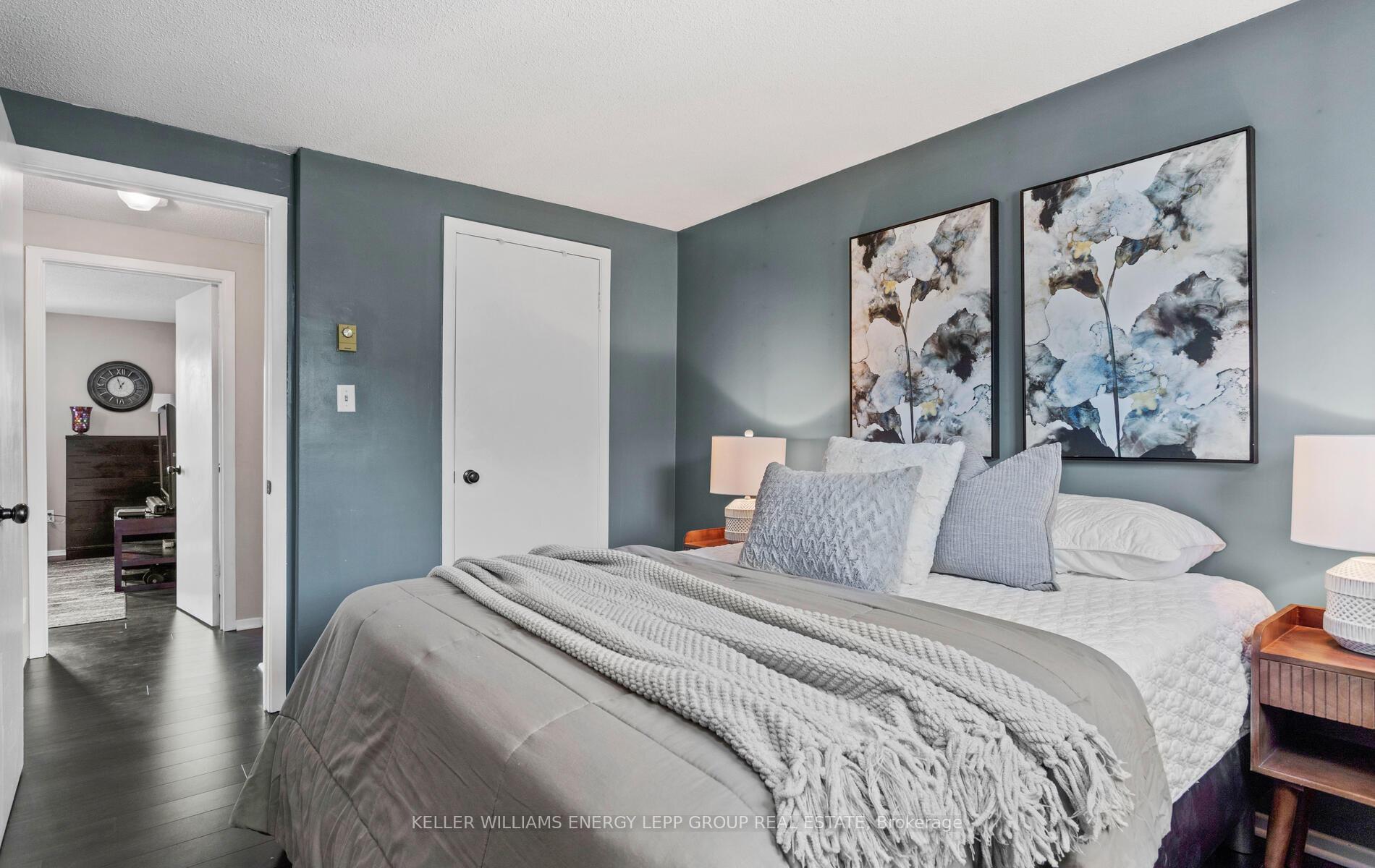 Photo 30 of 24 Kingsview Court, Clarington, Courtice — HOMEH