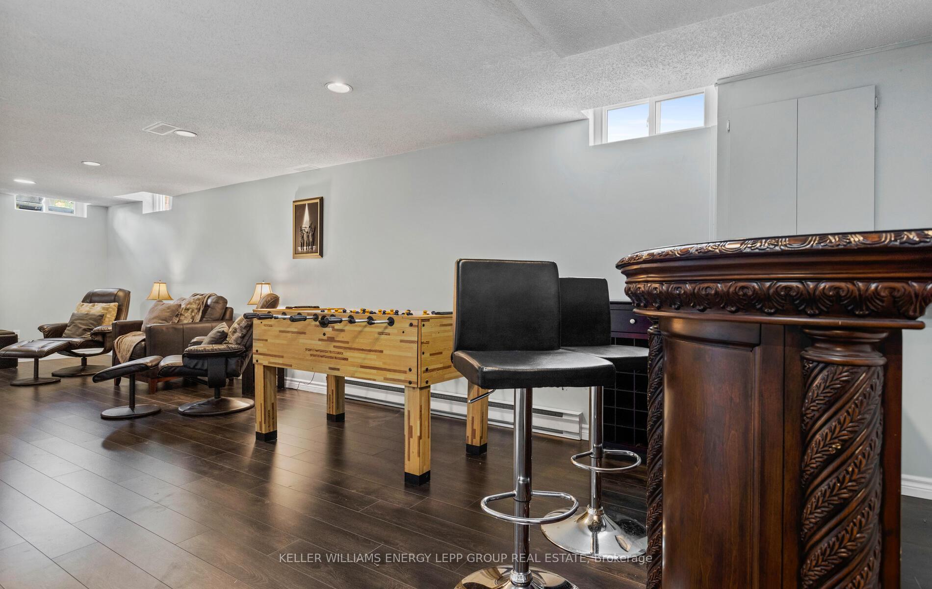 Photo 31 of 24 Kingsview Court, Clarington, Courtice — HOMEH