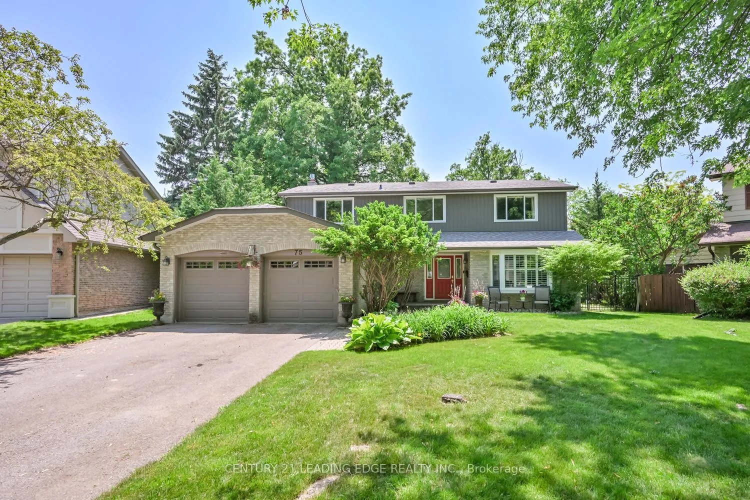 Photo 2 of 75 Emmeloord Crescent, Markham, Unionville — HOMEH