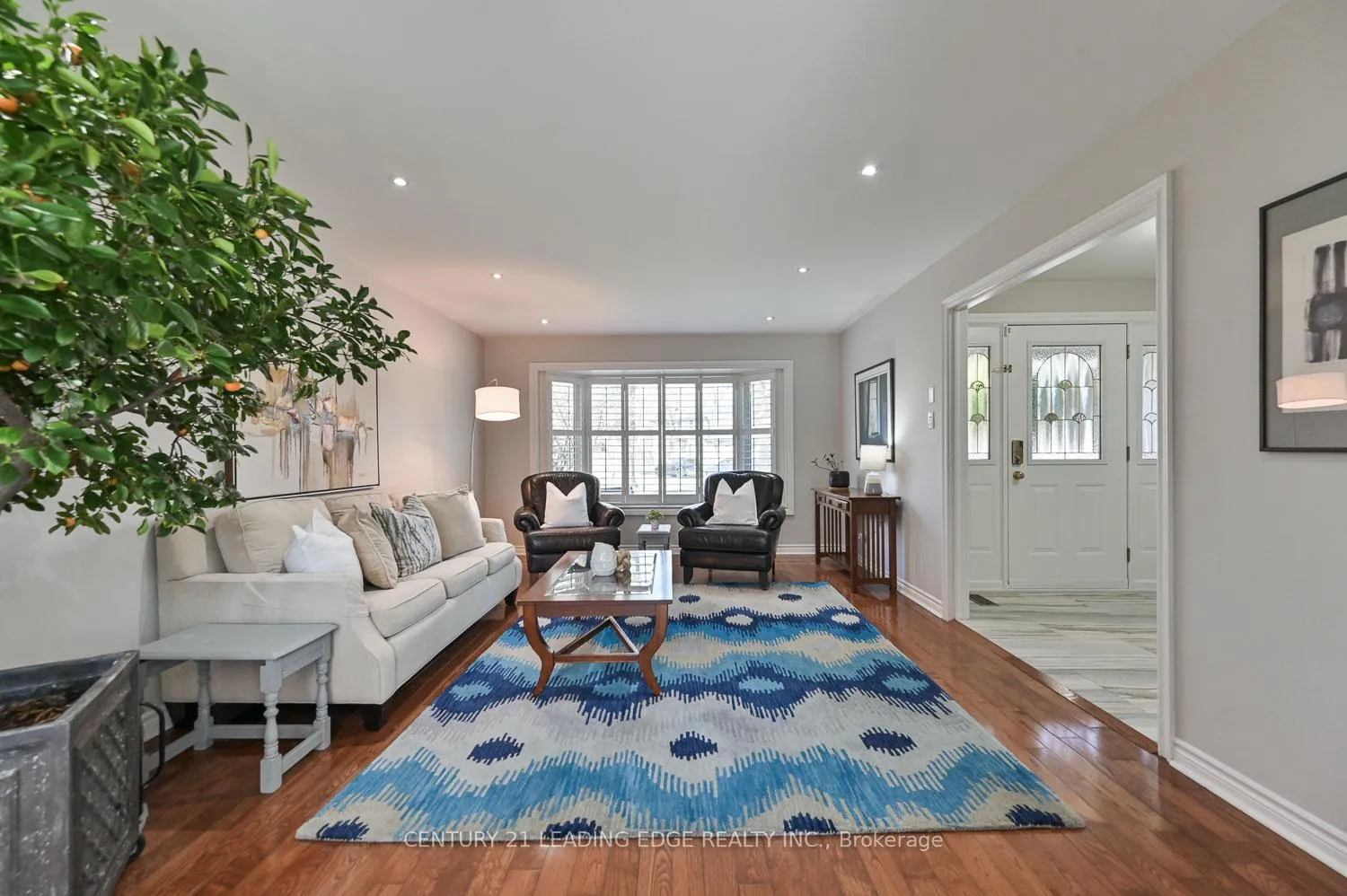 Photo 11 of 75 Emmeloord Crescent, Markham, Unionville — HOMEH