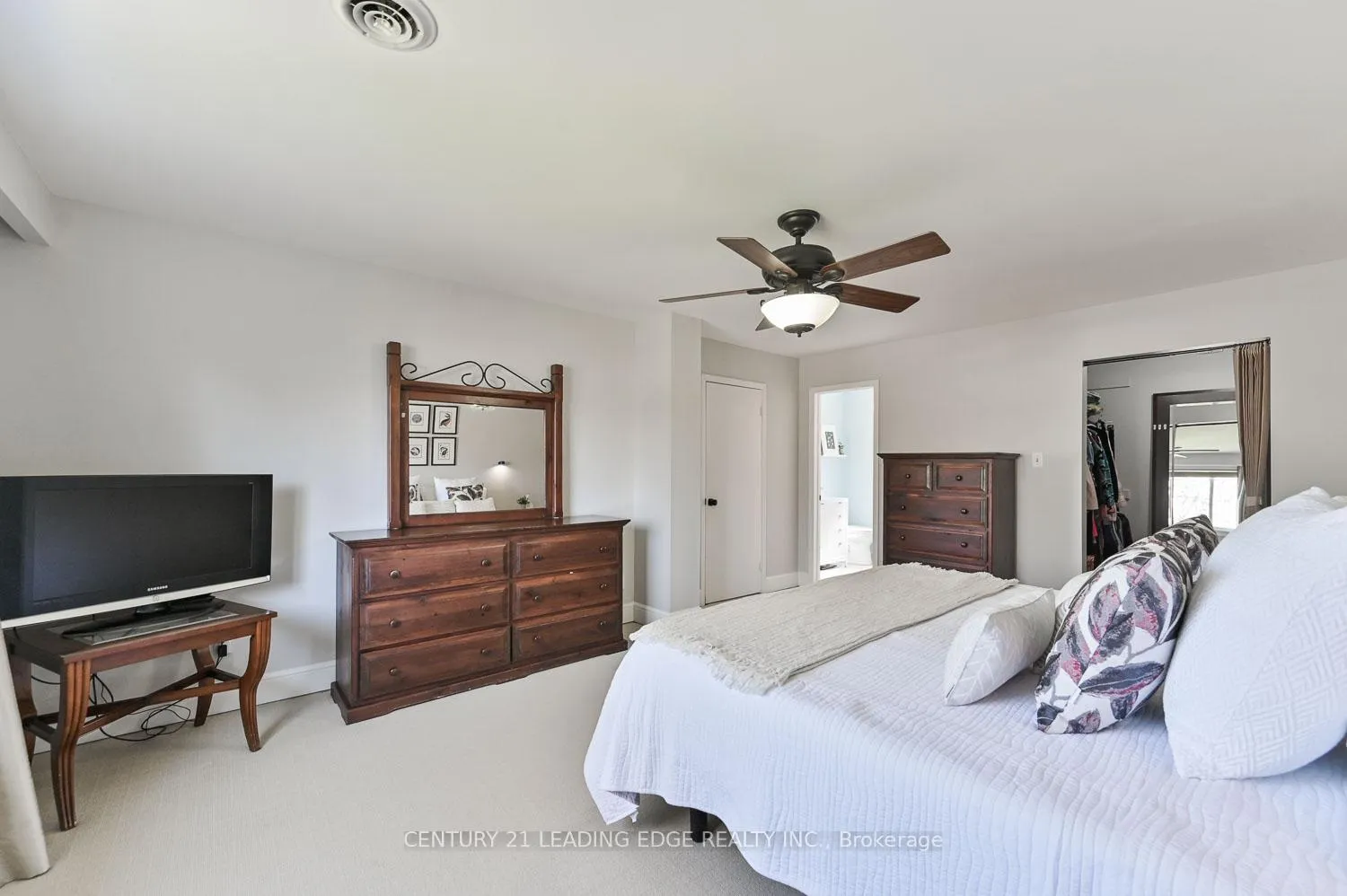 Photo 28 of 75 Emmeloord Crescent, Markham, Unionville — HOMEH
