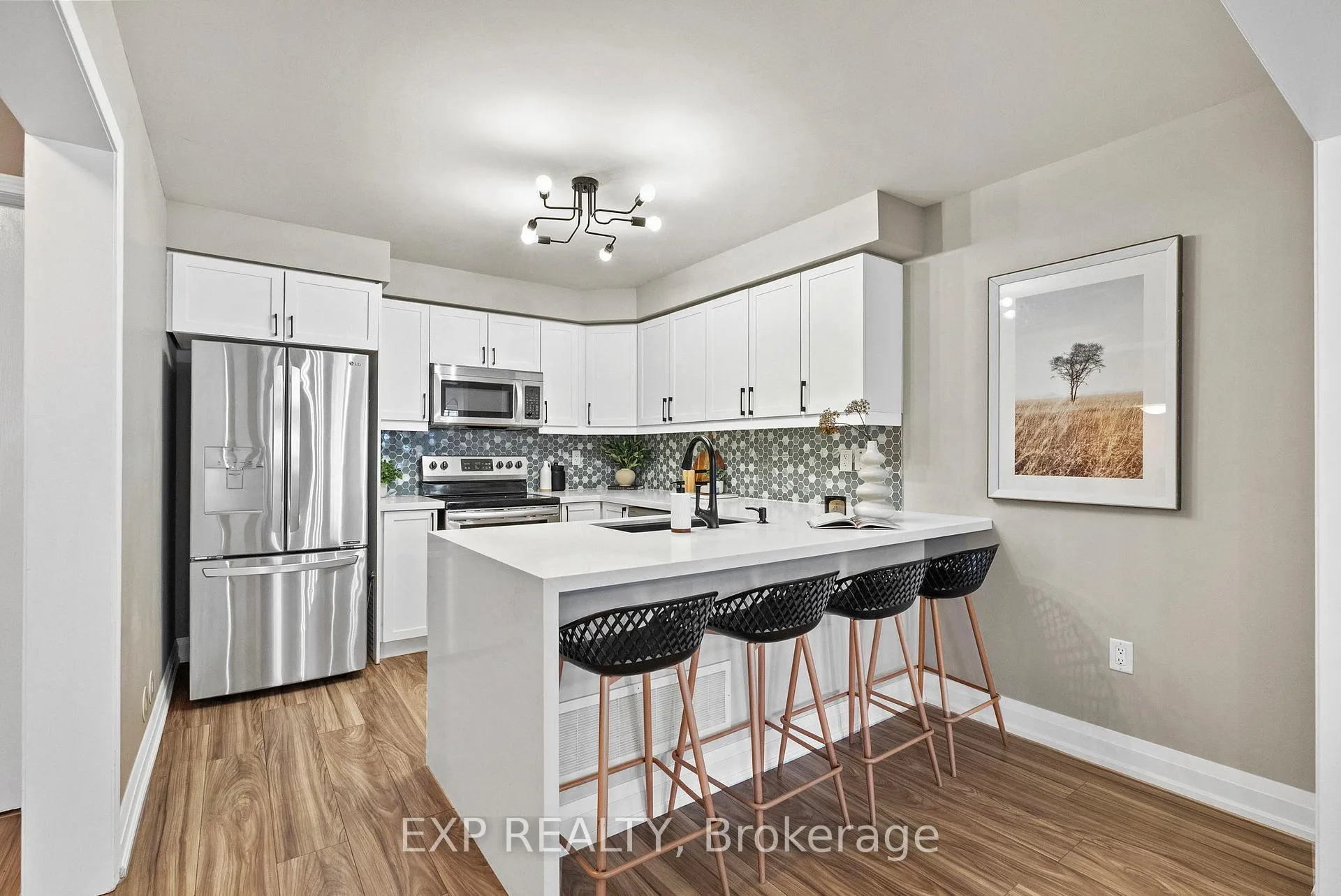 Photo 5 of 945 Deverell Place, Milton, Coates — HOMEH