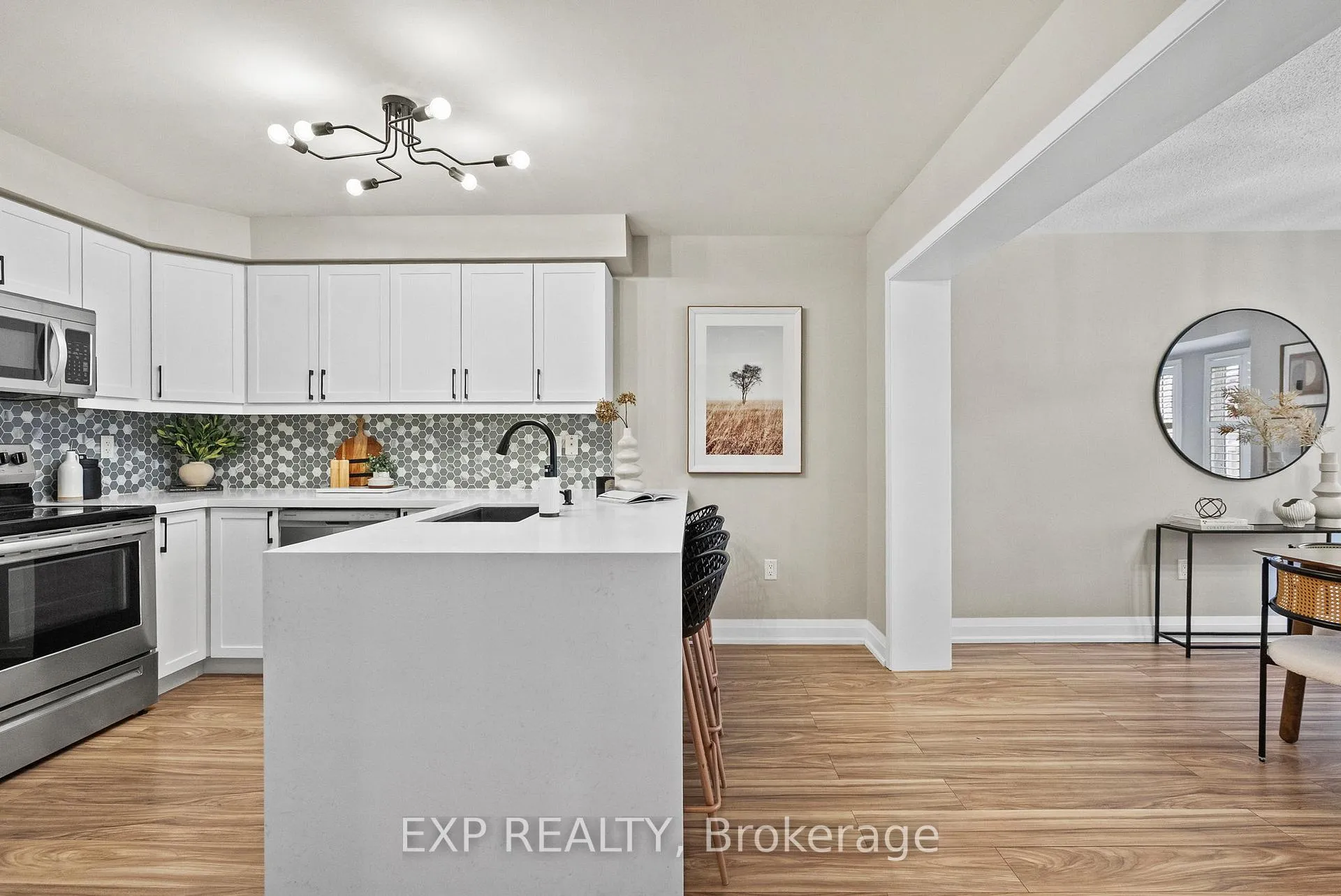 Photo 6 of 945 Deverell Place, Milton, Coates — HOMEH