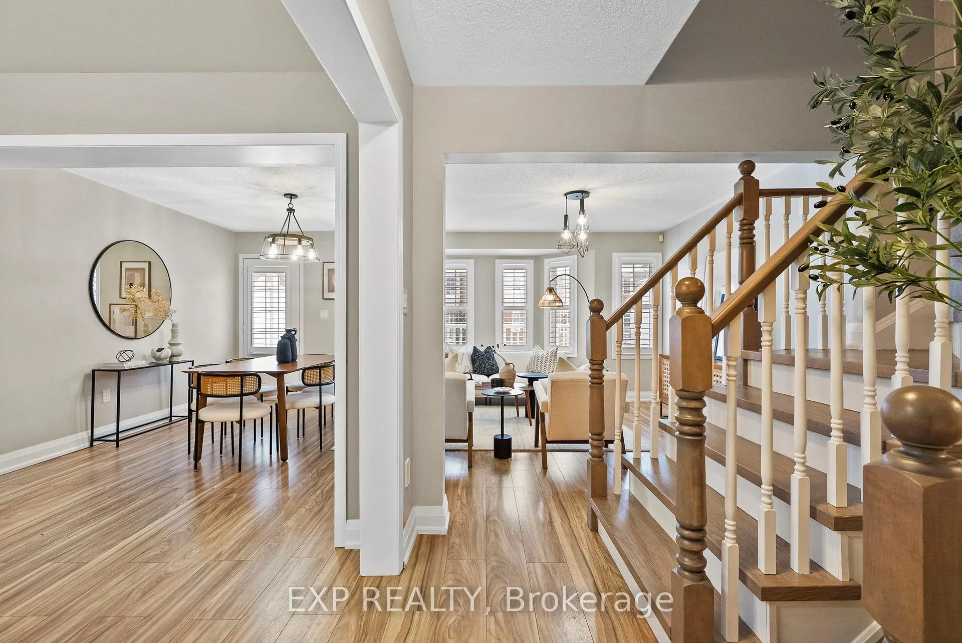 Photo 13 of 945 Deverell Place, Milton, Coates — HOMEH