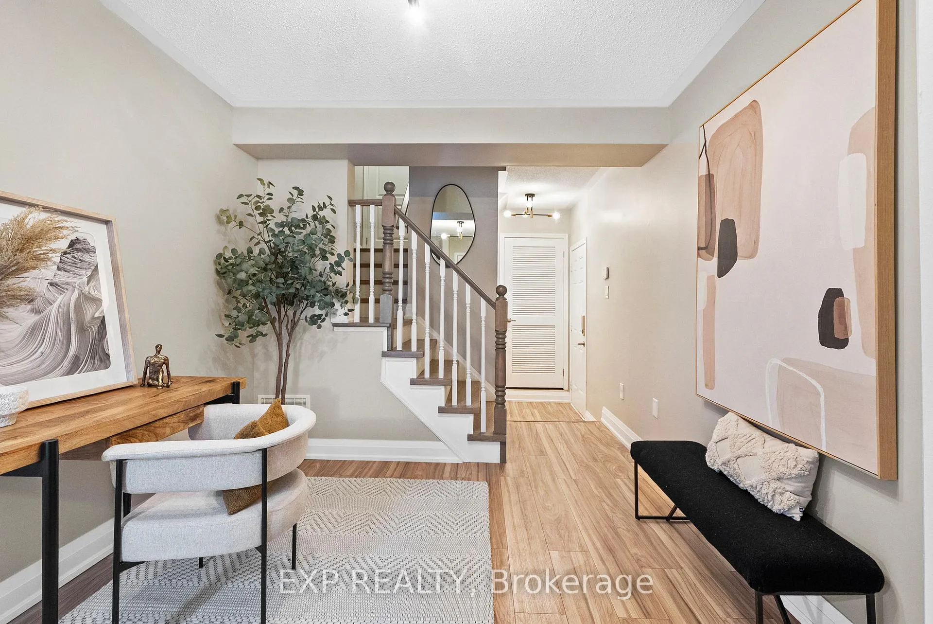 Photo 25 of 945 Deverell Place, Milton, Coates — HOMEH