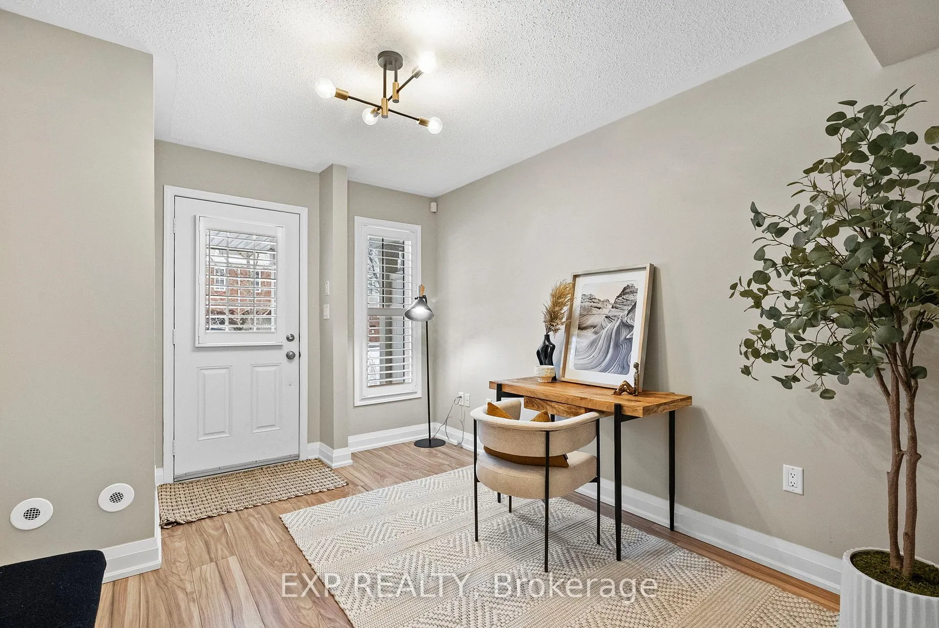 Photo 26 of 945 Deverell Place, Milton, Coates — HOMEH