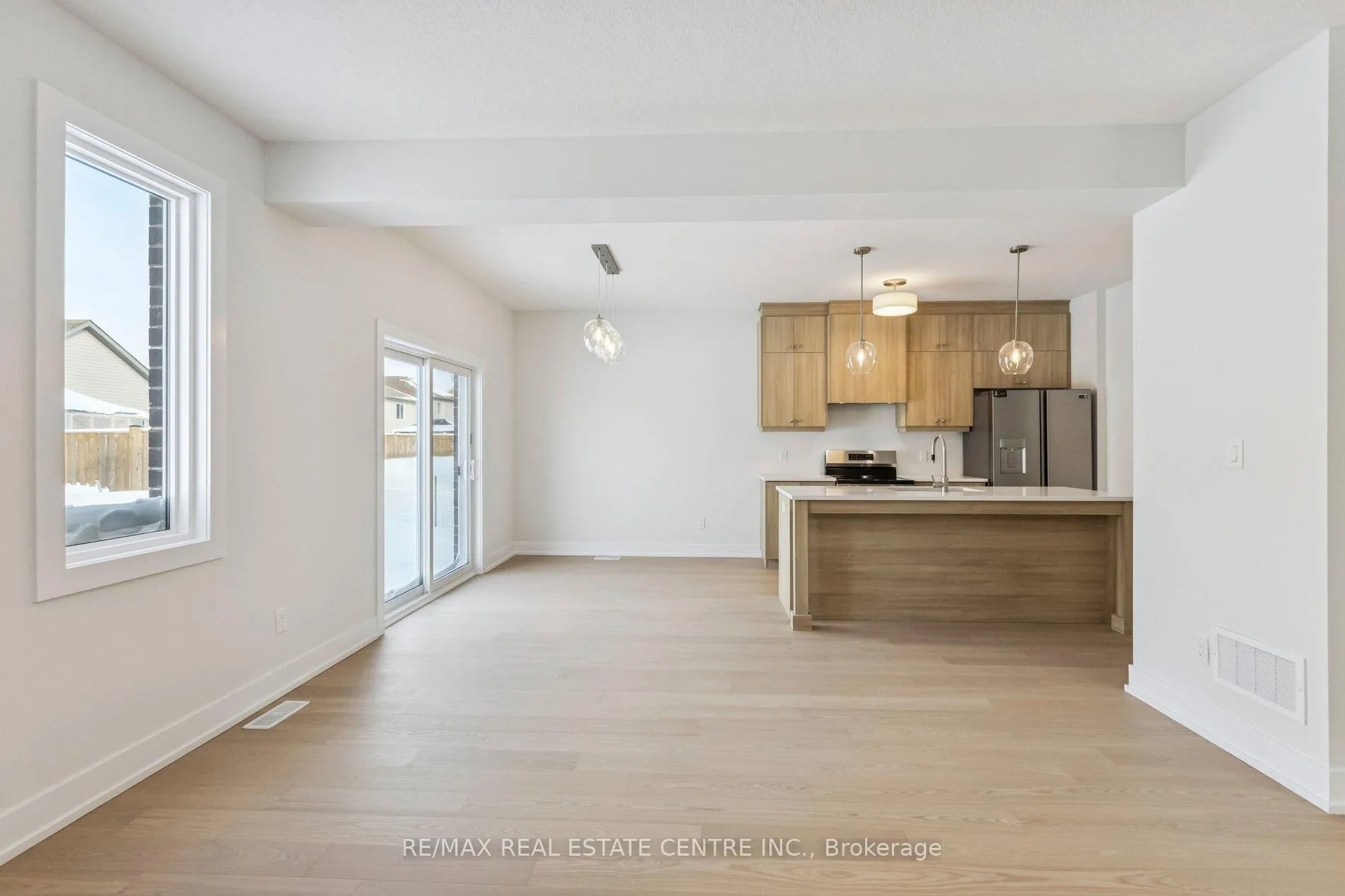 Photo 16 of 123 Maple Street, Mapleton, Drayton — HOMEH