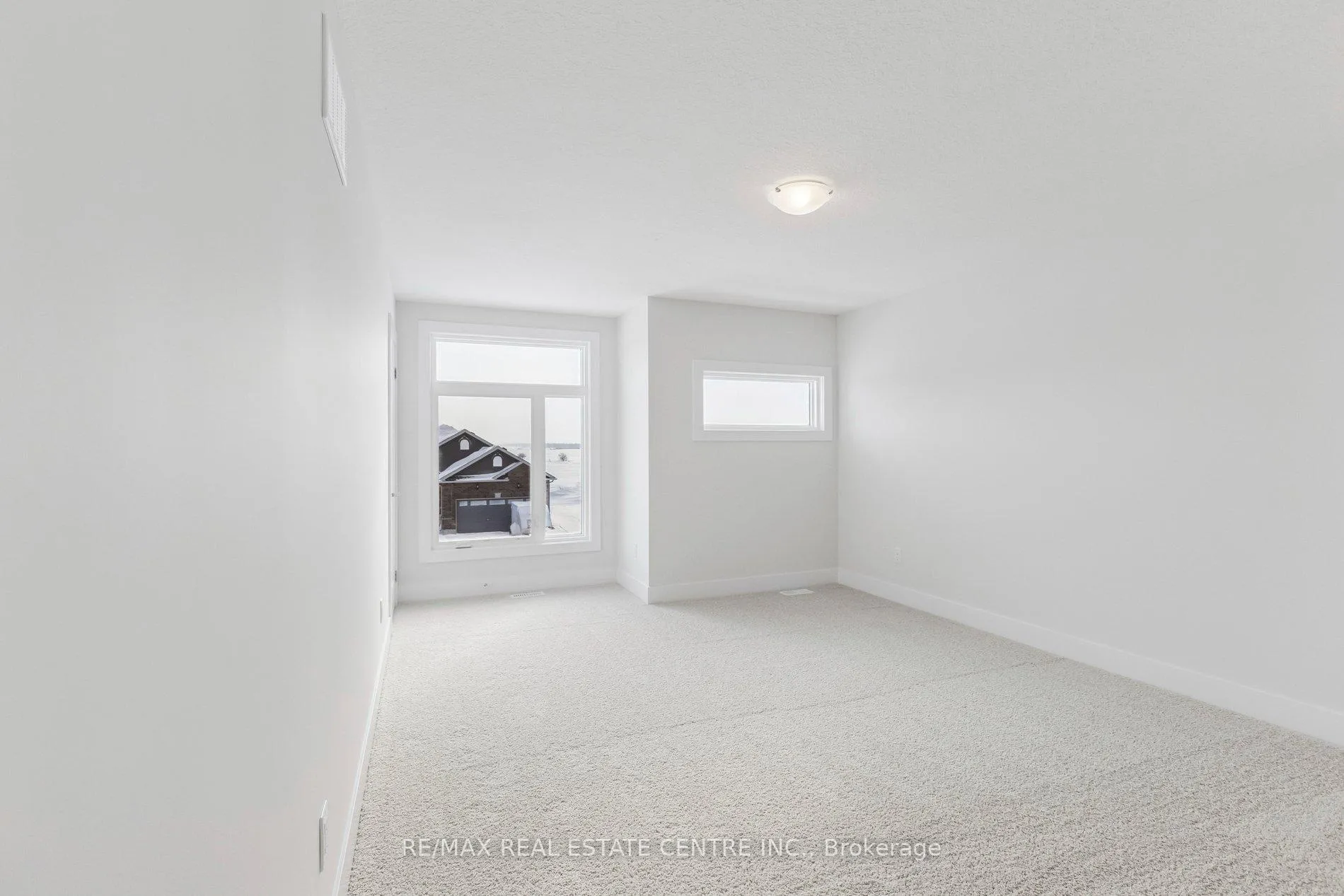 Photo 34 of 123 Maple Street, Mapleton, Drayton — HOMEH