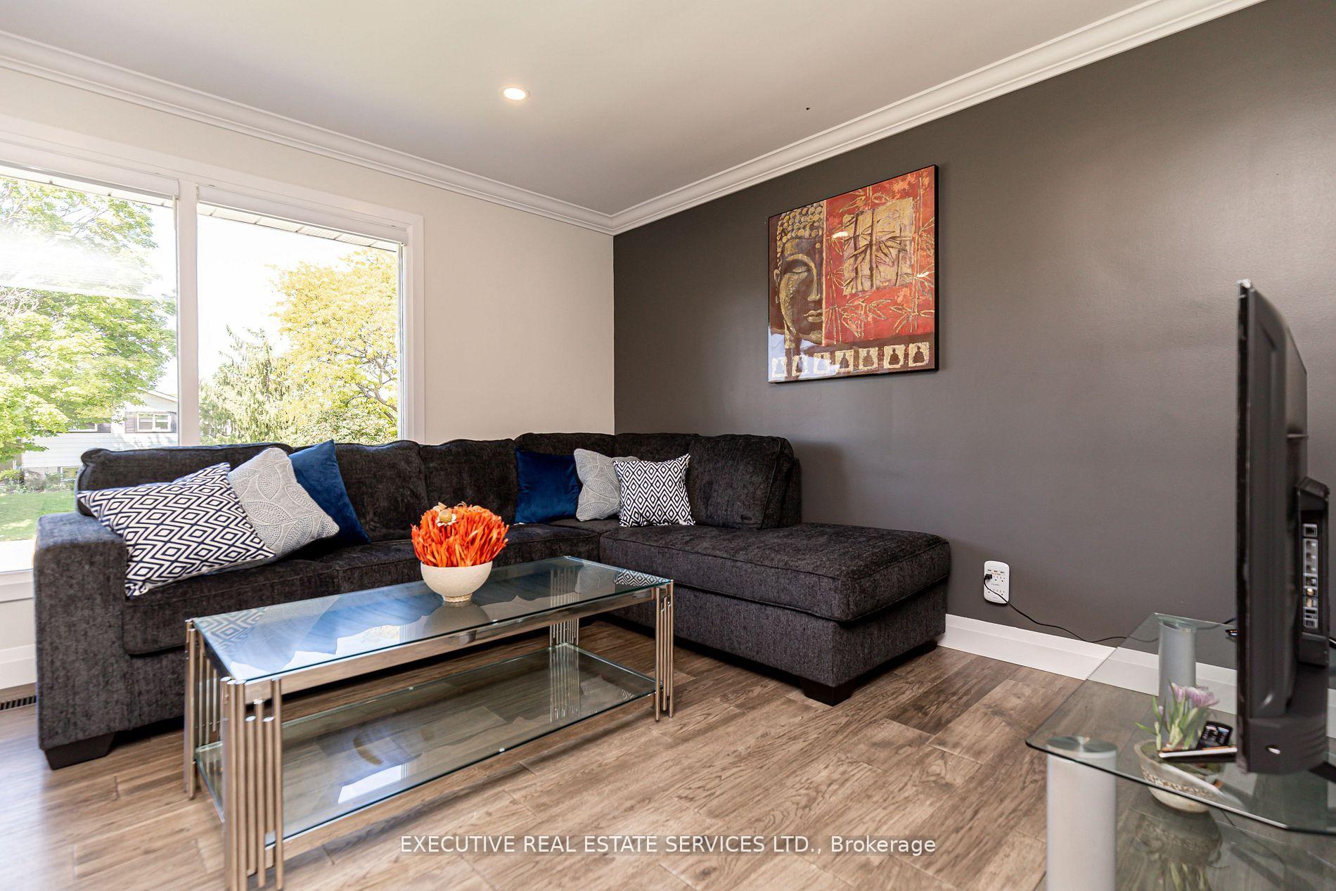 Photo 13 of 44 Woodsview Avenue, Grimsby, Grimsby Beach — HOMEH