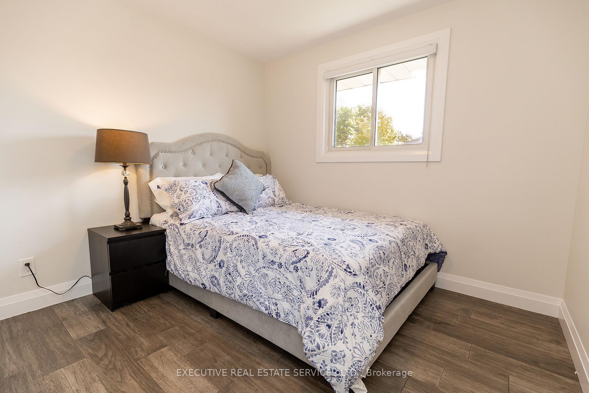 Photo 17 of 44 Woodsview Avenue, Grimsby, Grimsby Beach — HOMEH
