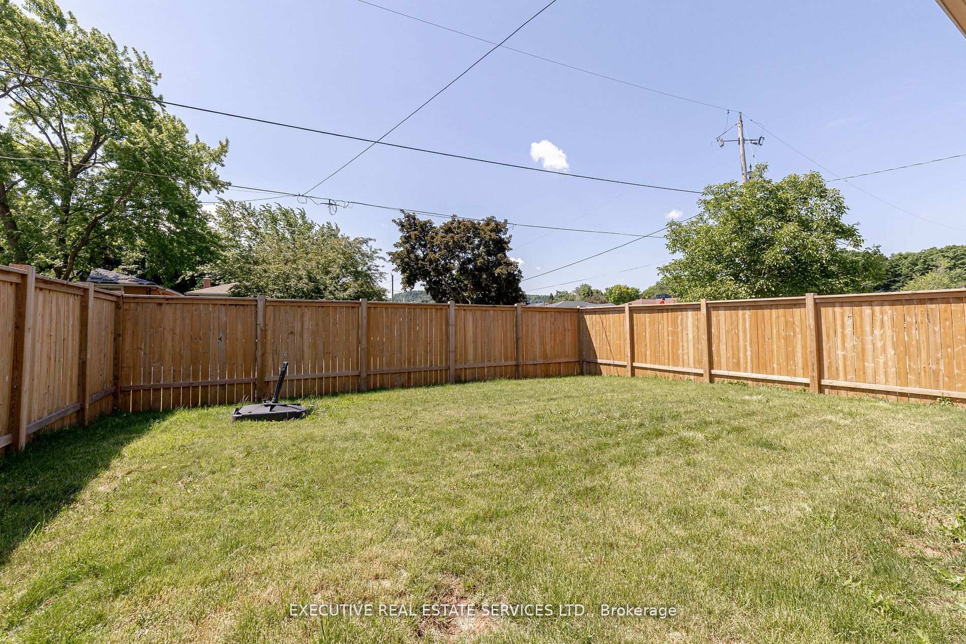Photo 21 of 44 Woodsview Avenue, Grimsby, Grimsby Beach — HOMEH