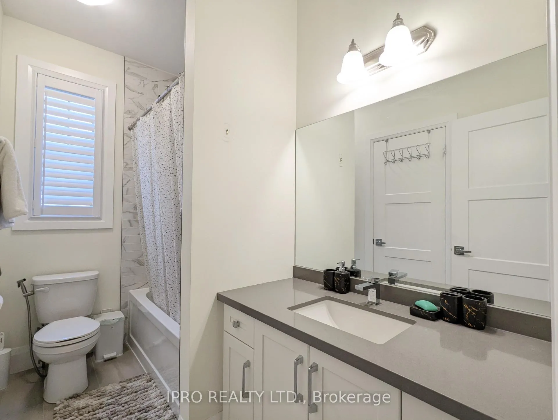 Photo 21 of 23 Higham Place, Clarington, Bowmanville — HOMEH