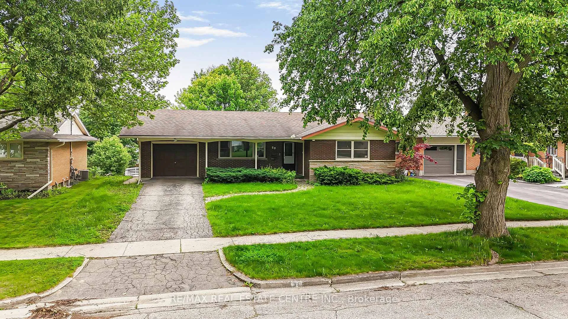 Photo 1 of 95 Ripplewood Crescent, Kitchener — HOMEH