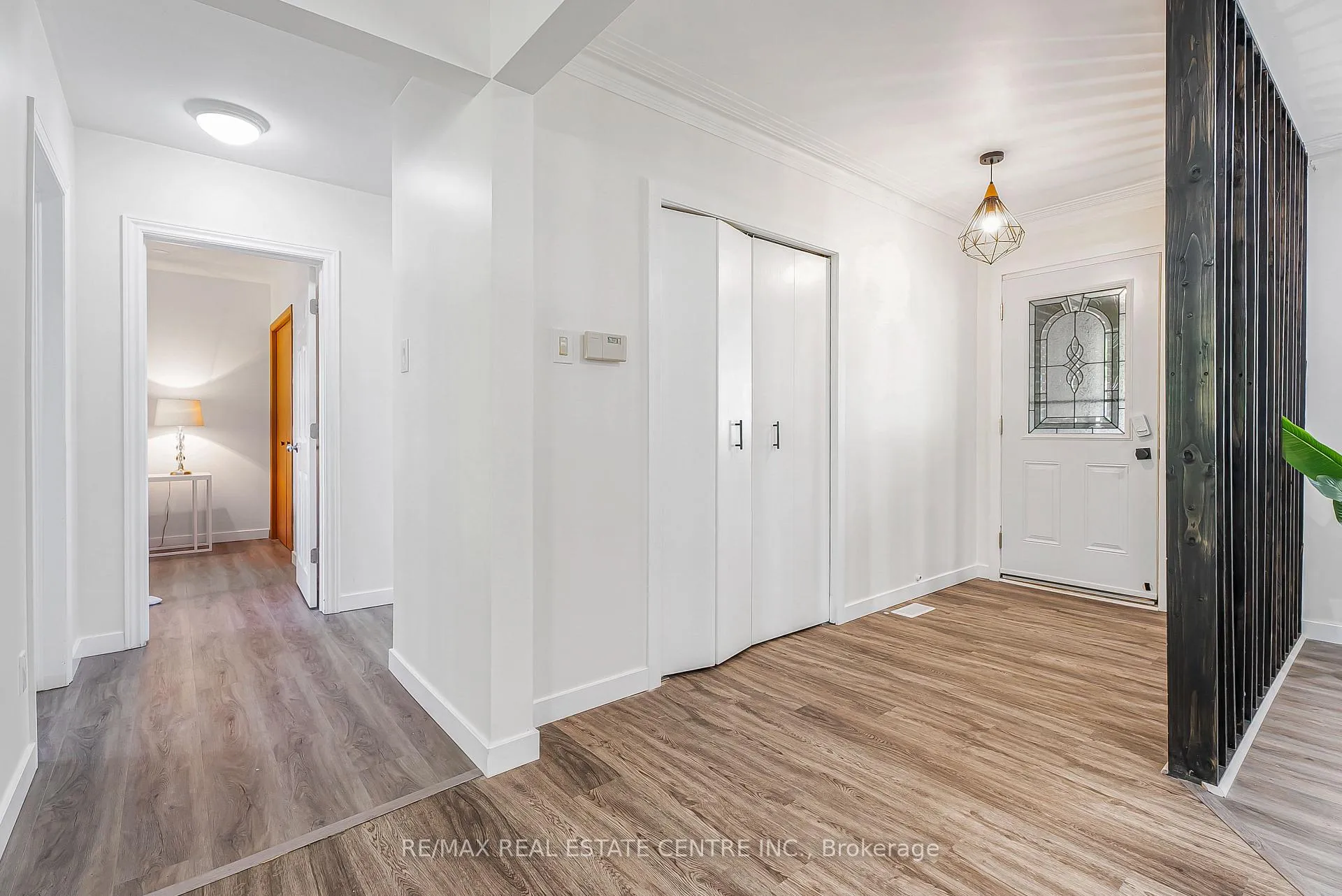 Photo 7 of 95 Ripplewood Crescent, Kitchener — HOMEH