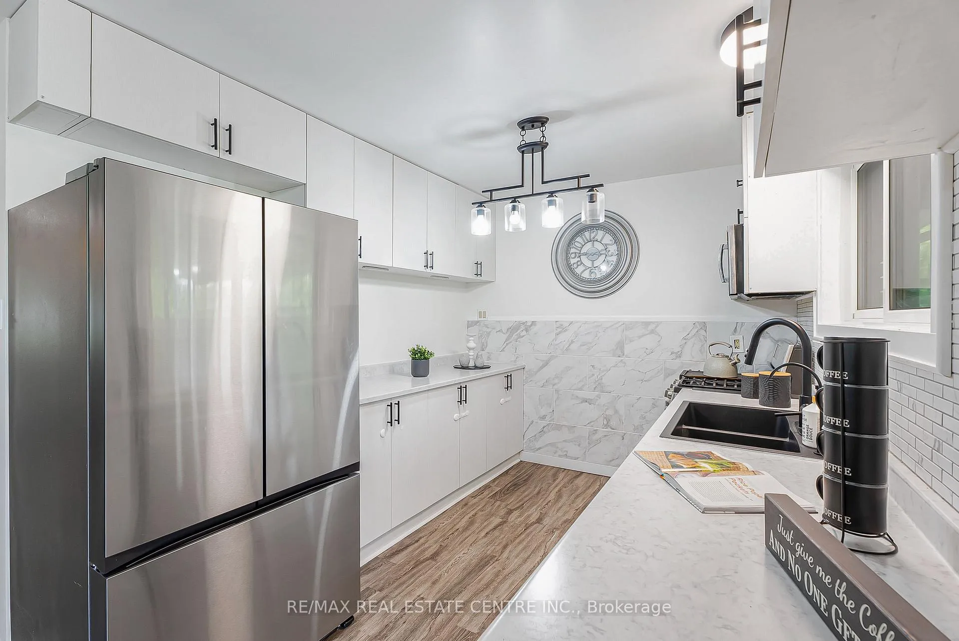Photo 10 of 95 Ripplewood Crescent, Kitchener — HOMEH