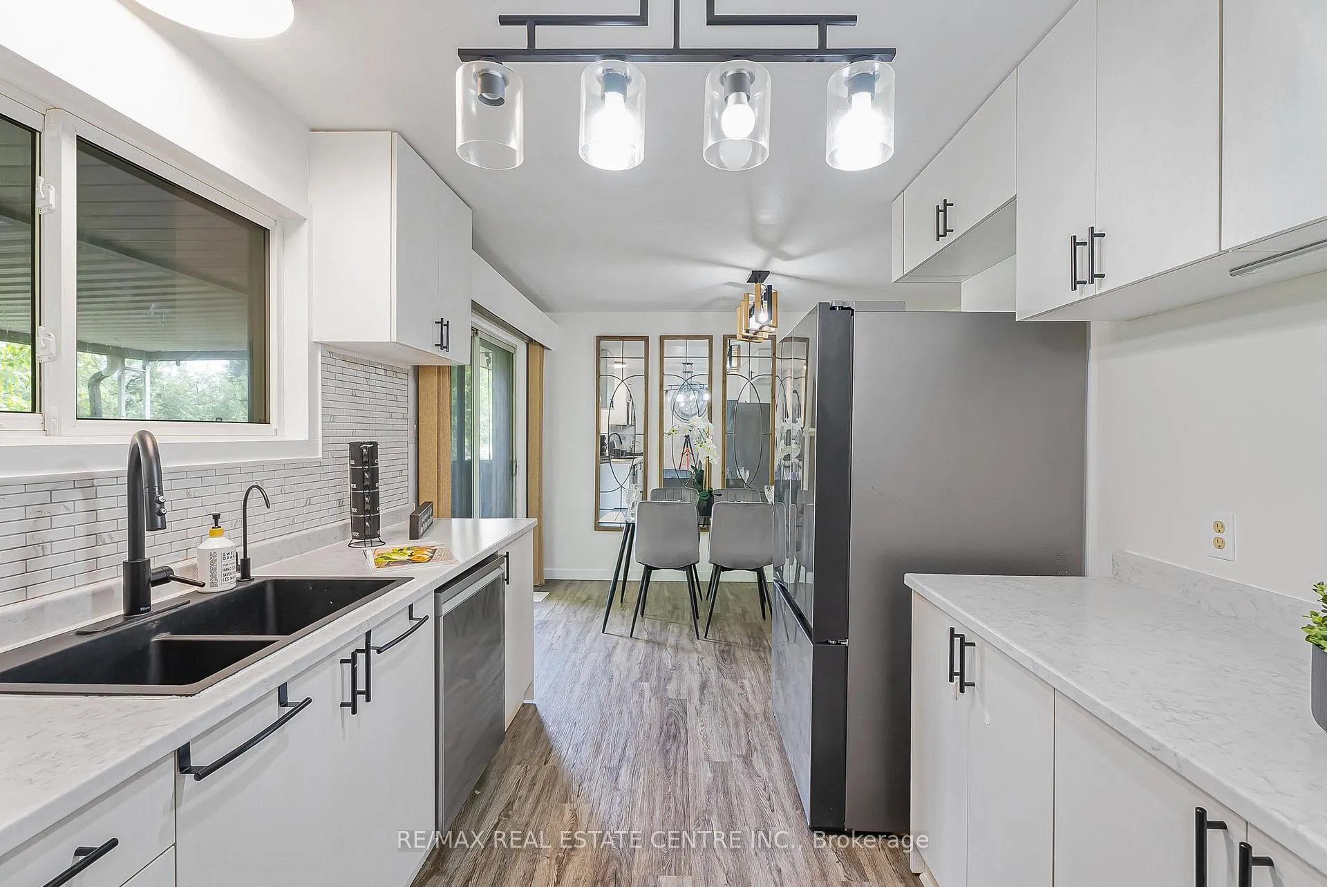 Photo 11 of 95 Ripplewood Crescent, Kitchener — HOMEH