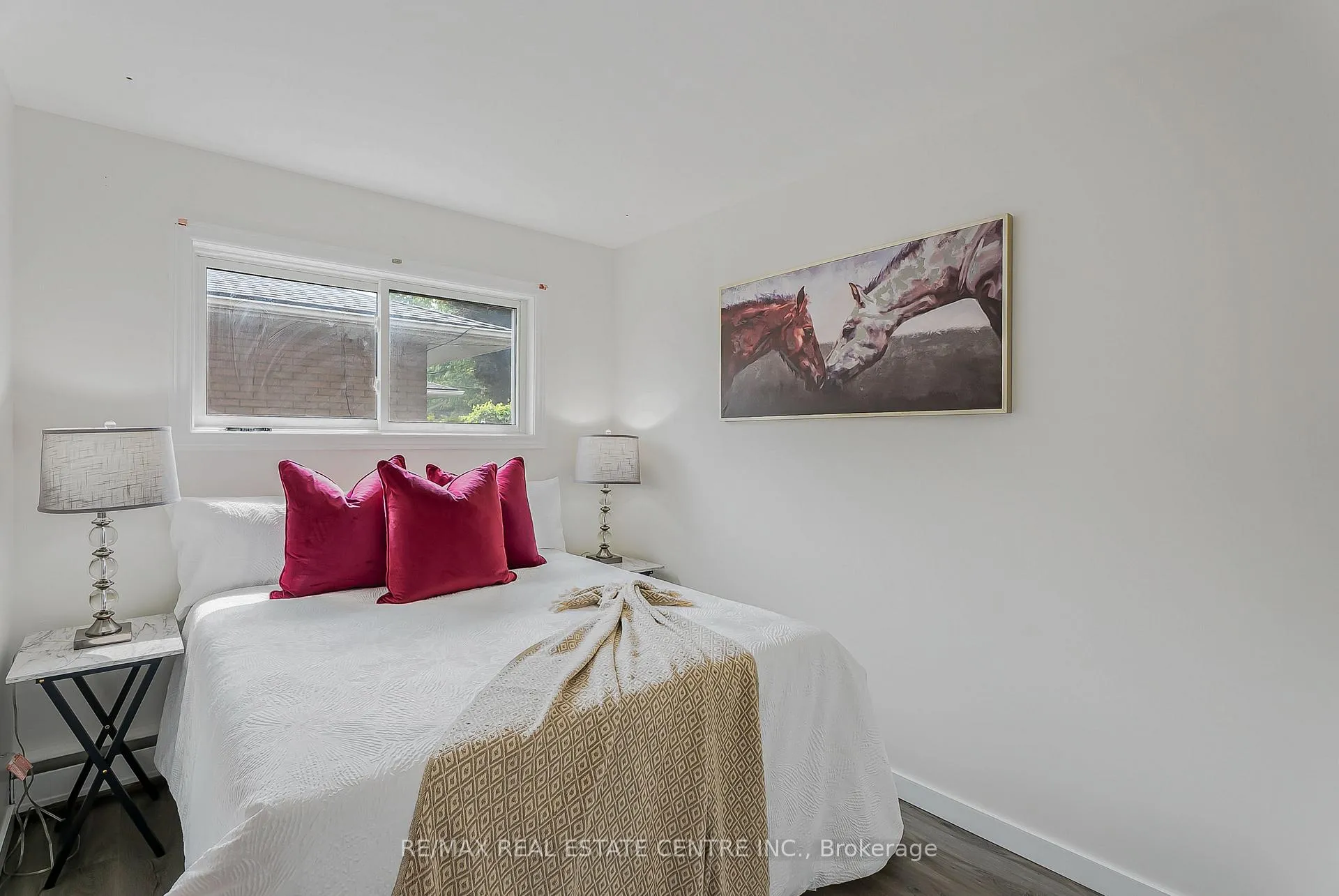 Photo 15 of 95 Ripplewood Crescent, Kitchener — HOMEH