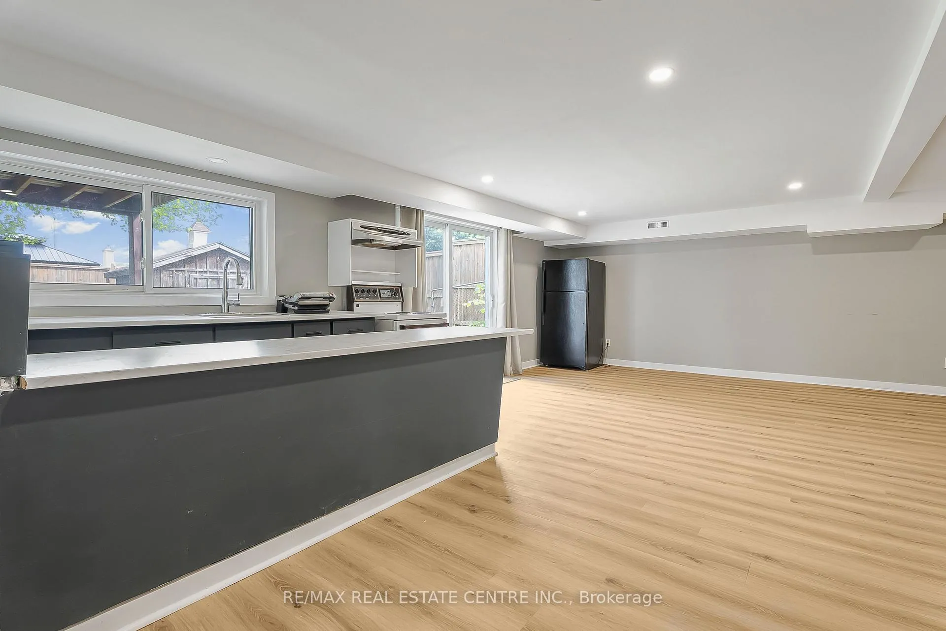Photo 18 of 95 Ripplewood Crescent, Kitchener — HOMEH