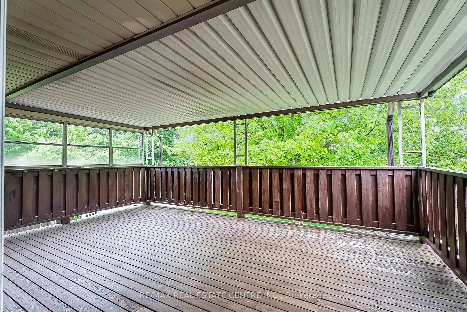 Photo 23 of 95 Ripplewood Crescent, Kitchener — HOMEH