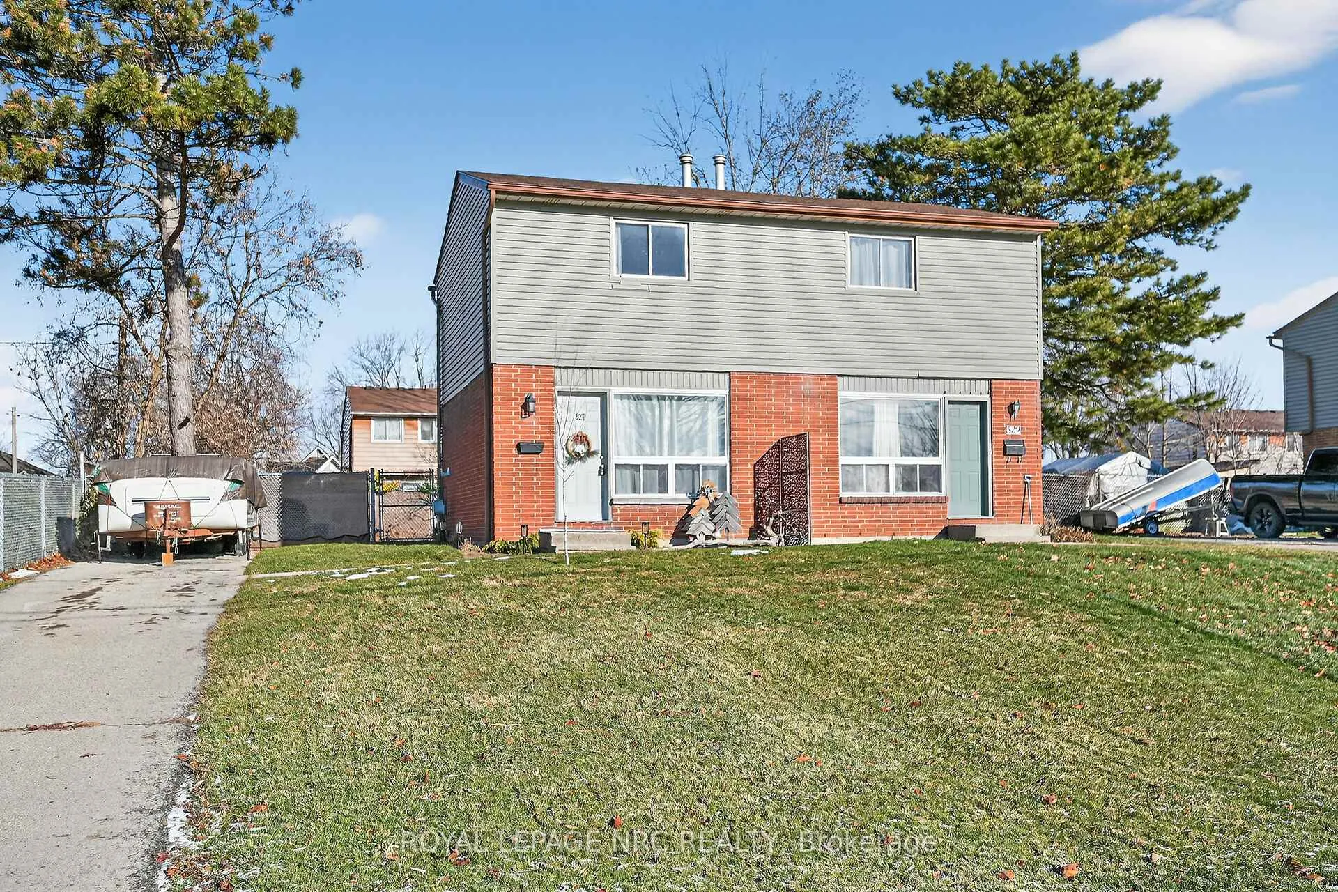 Photo 4 of 527 Main Street E, Haldimand, Dunnville — HOMEH