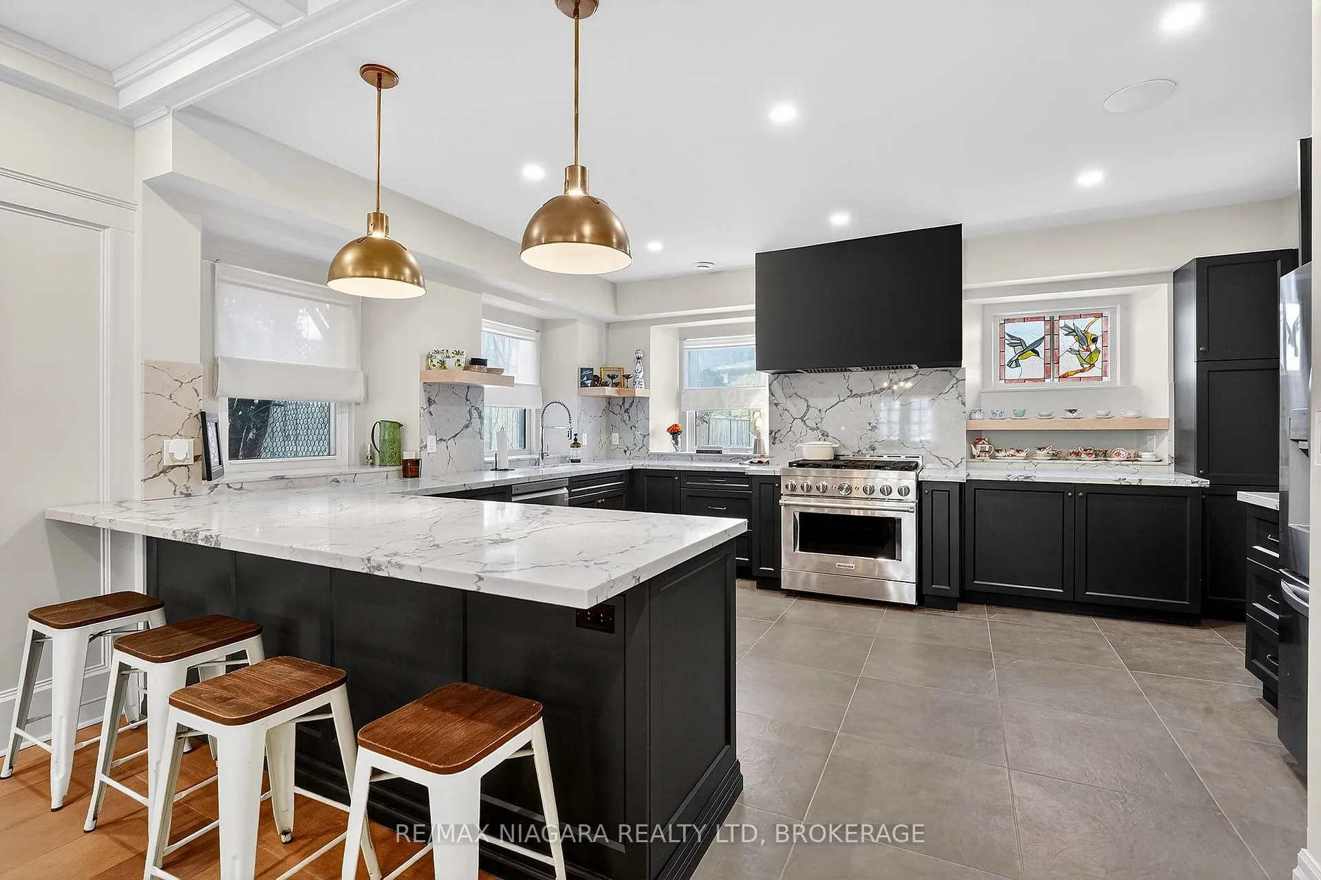 Photo 15 of 1840 Decew Road, Thorold, Confederation Heights — HOMEH