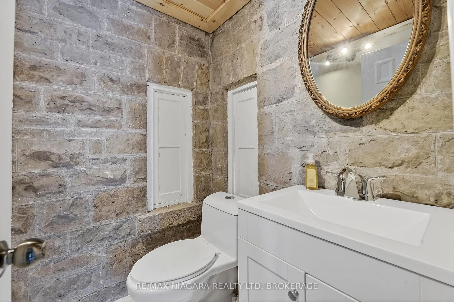 Photo 21 of 1840 Decew Road, Thorold, Confederation Heights — HOMEH