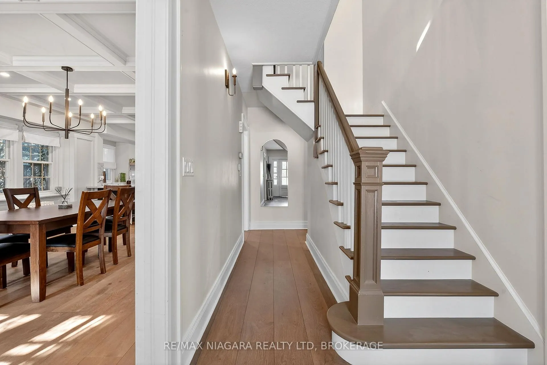 Photo 23 of 1840 Decew Road, Thorold, Confederation Heights — HOMEH