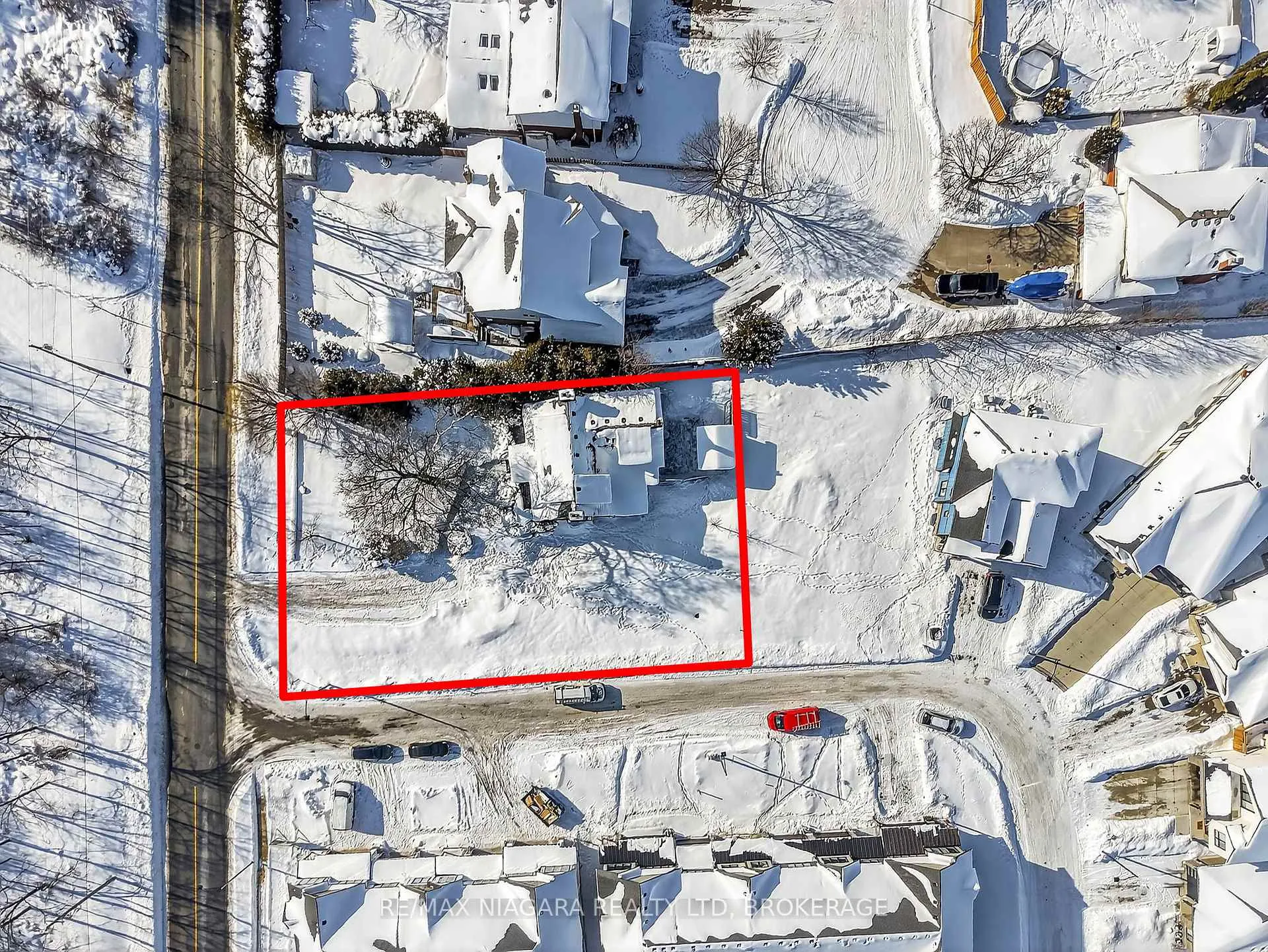 Photo 35 of 1840 Decew Road, Thorold, Confederation Heights — HOMEH
