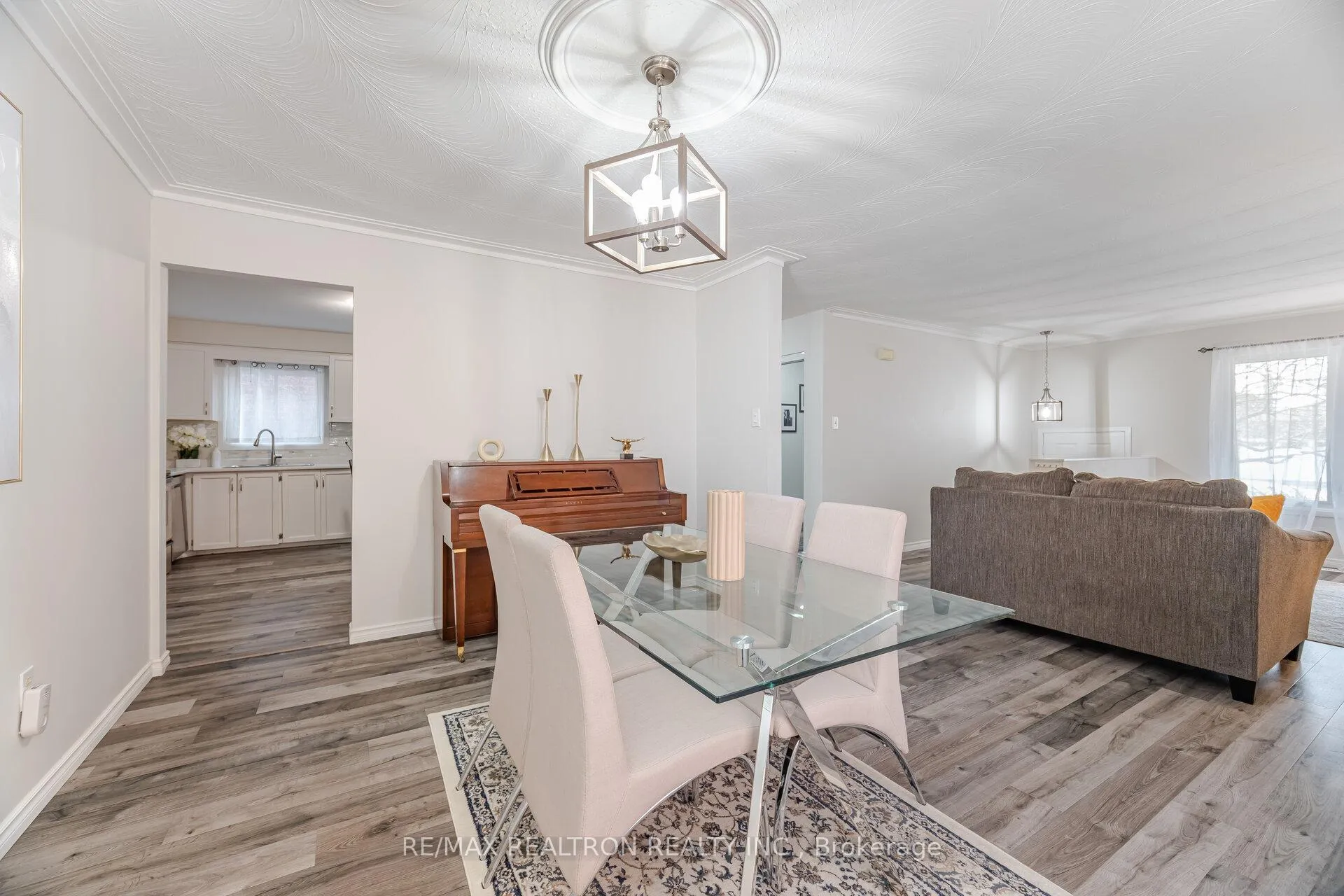 Photo 14 of 68 Trawley Crescent, Ajax, Central — HOMEH