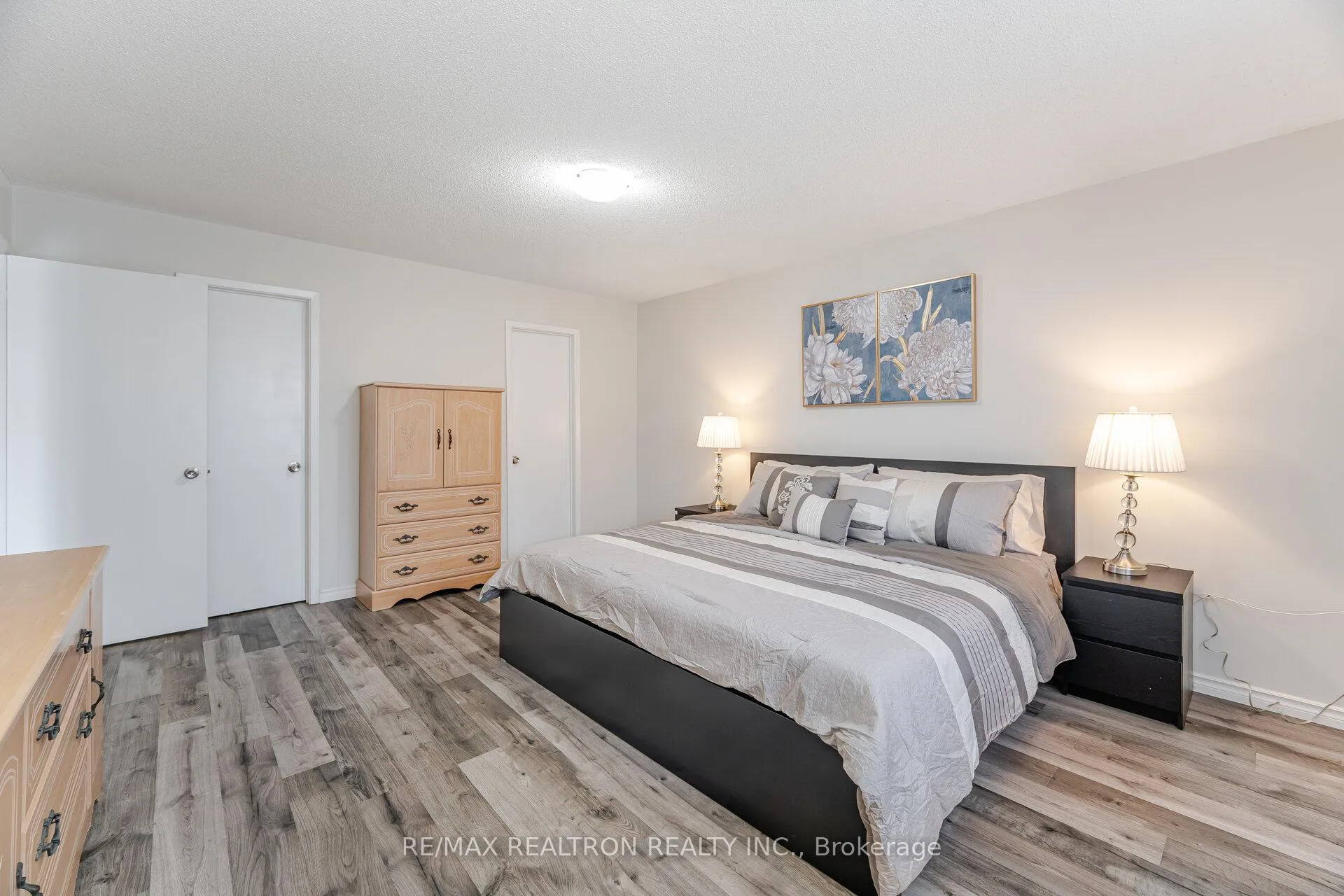 Photo 21 of 68 Trawley Crescent, Ajax, Central — HOMEH