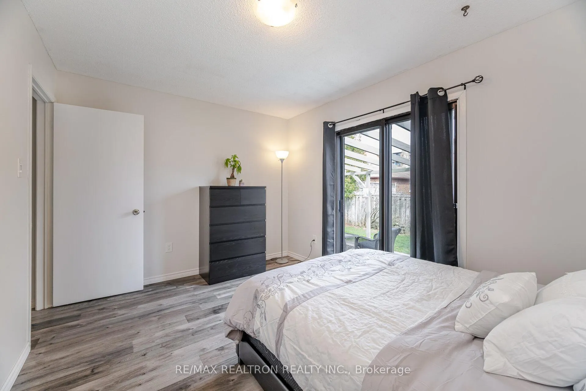 Photo 27 of 68 Trawley Crescent, Ajax, Central — HOMEH
