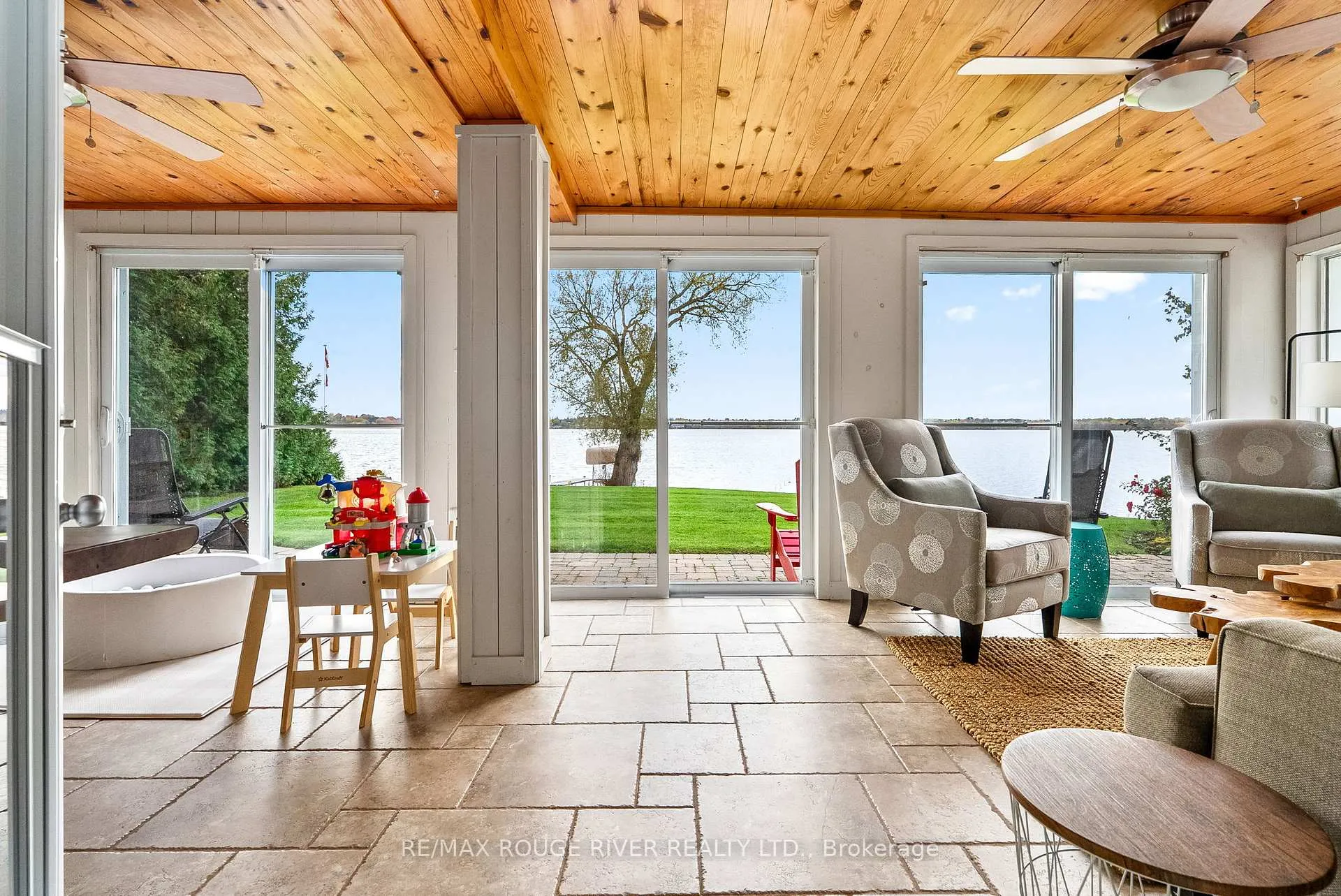 Photo 28 of 6 Ambleside Drive, Scugog, Rural Scugog — HOMEH