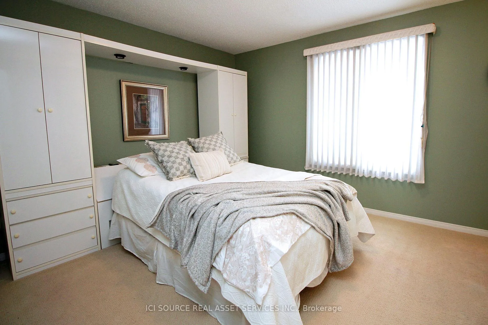 Photo 13 of 85 Wilmot Trail, Clarington, Bowmanville — HOMEH