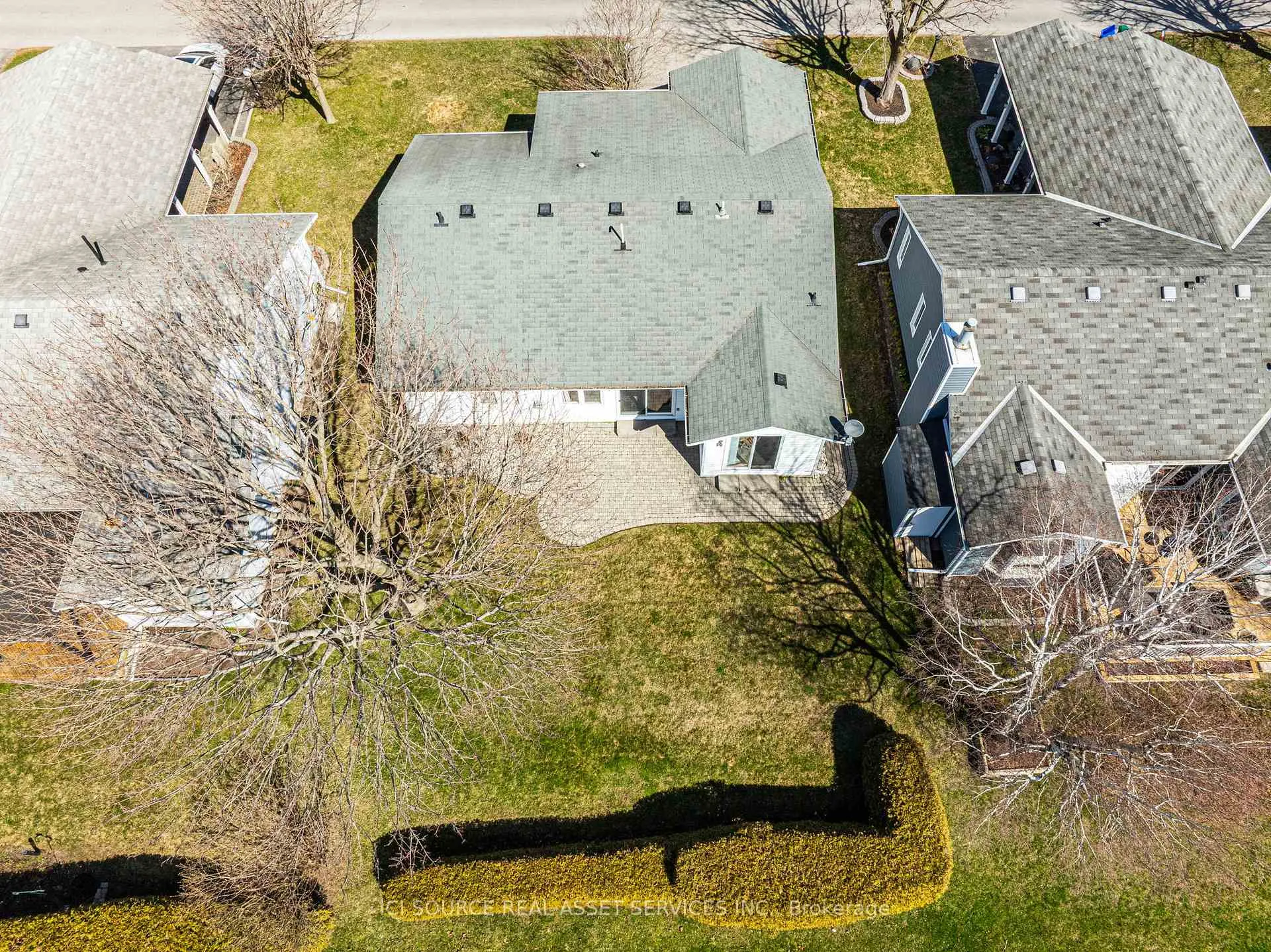 Photo 18 of 85 Wilmot Trail, Clarington, Bowmanville — HOMEH