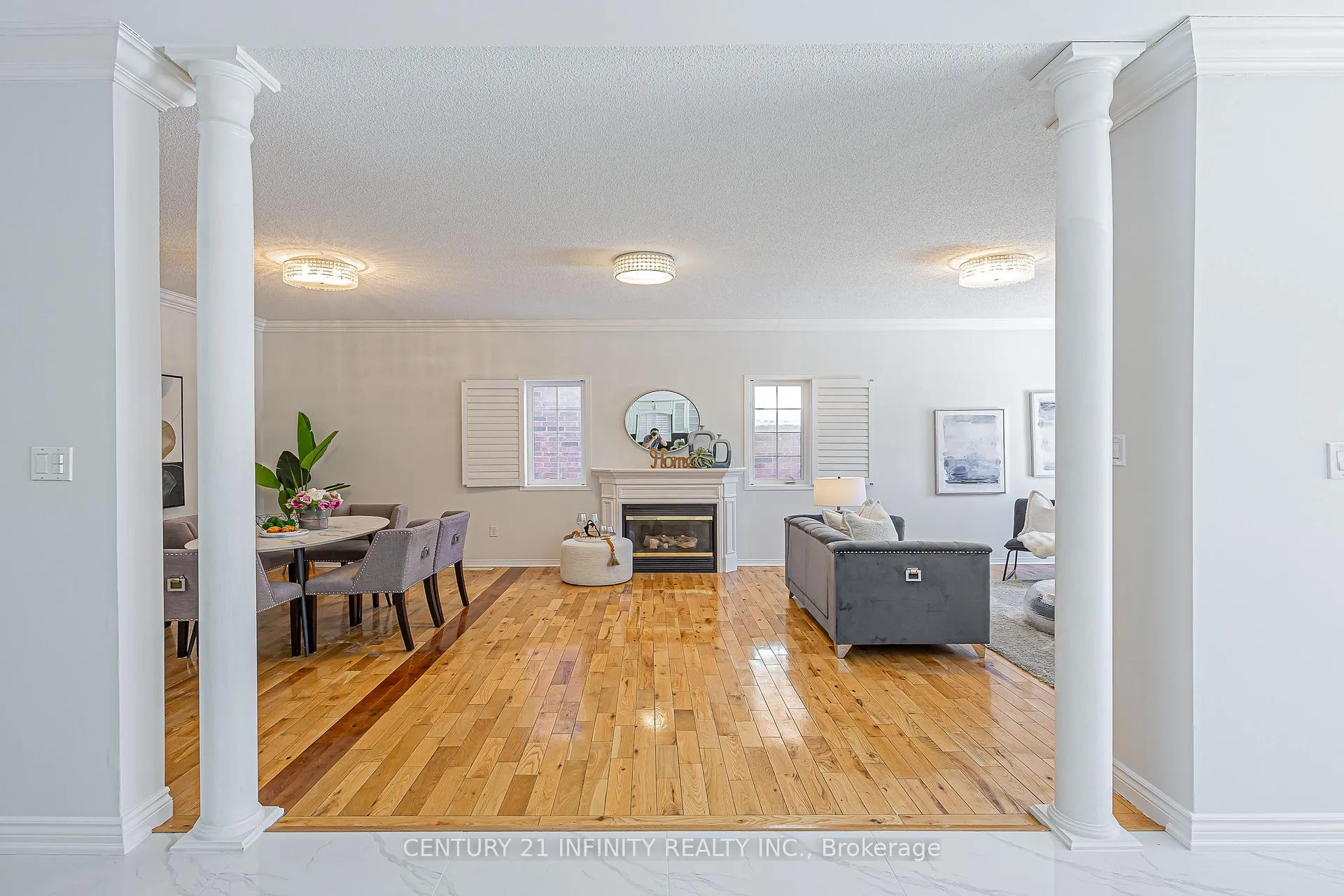 Photo 6 of 31 Gloria Crescent, Whitby, Williamsburg — HOMEH