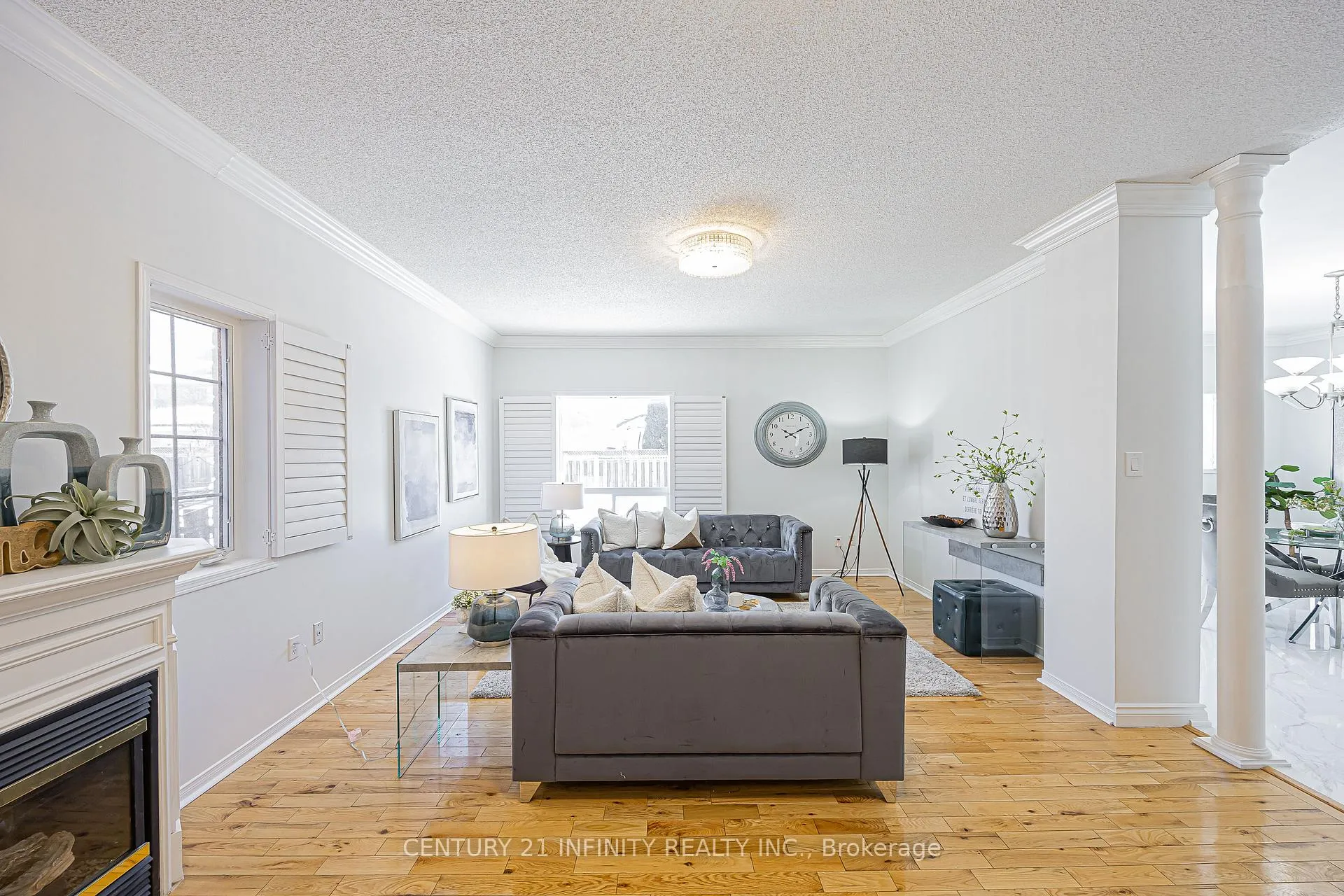 Photo 11 of 31 Gloria Crescent, Whitby, Williamsburg — HOMEH
