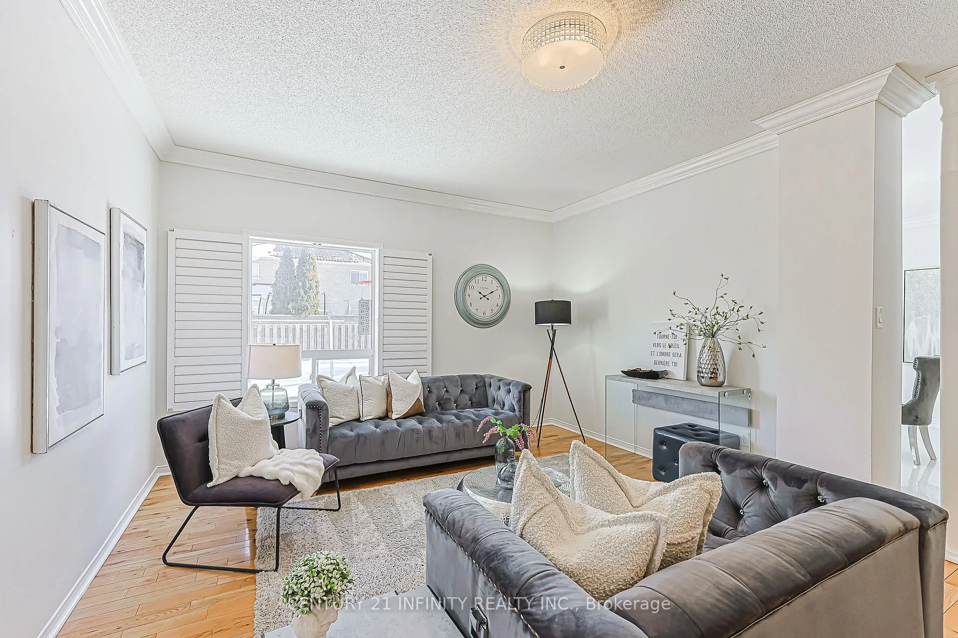 Photo 13 of 31 Gloria Crescent, Whitby, Williamsburg — HOMEH