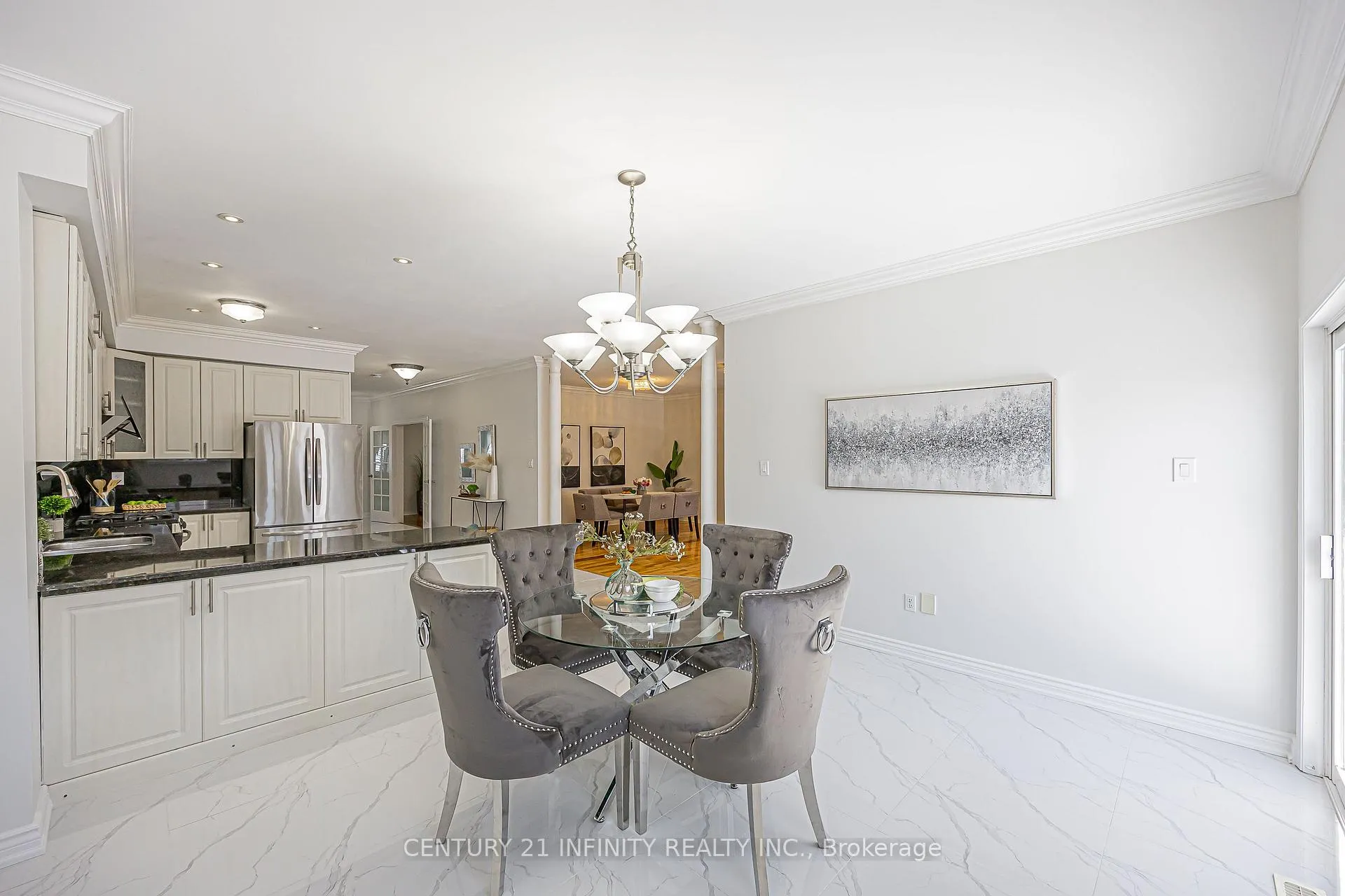 Photo 24 of 31 Gloria Crescent, Whitby, Williamsburg — HOMEH