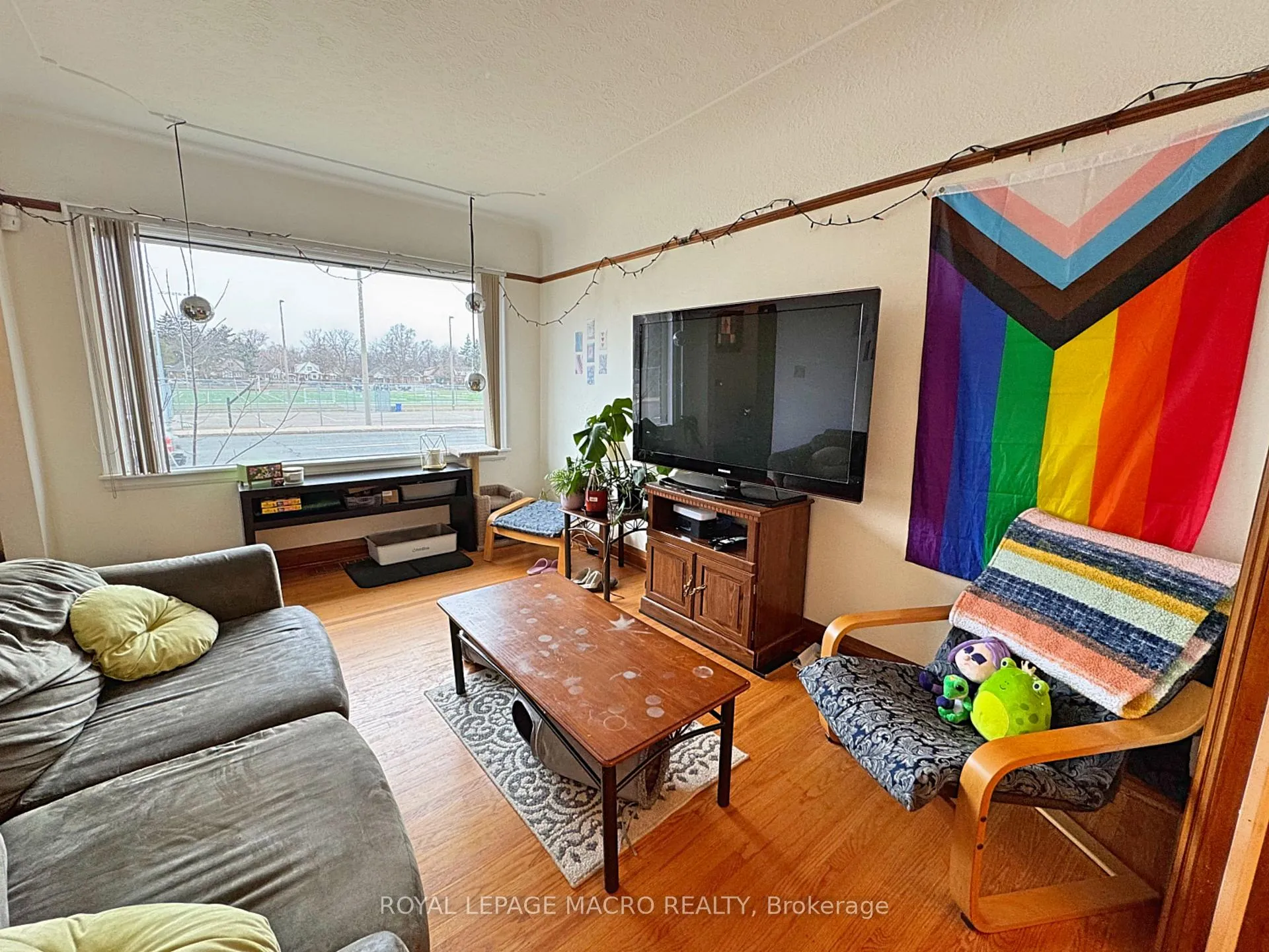 Photo 8 of 57 Paradise Road S, Hamilton, Westdale — HOMEH