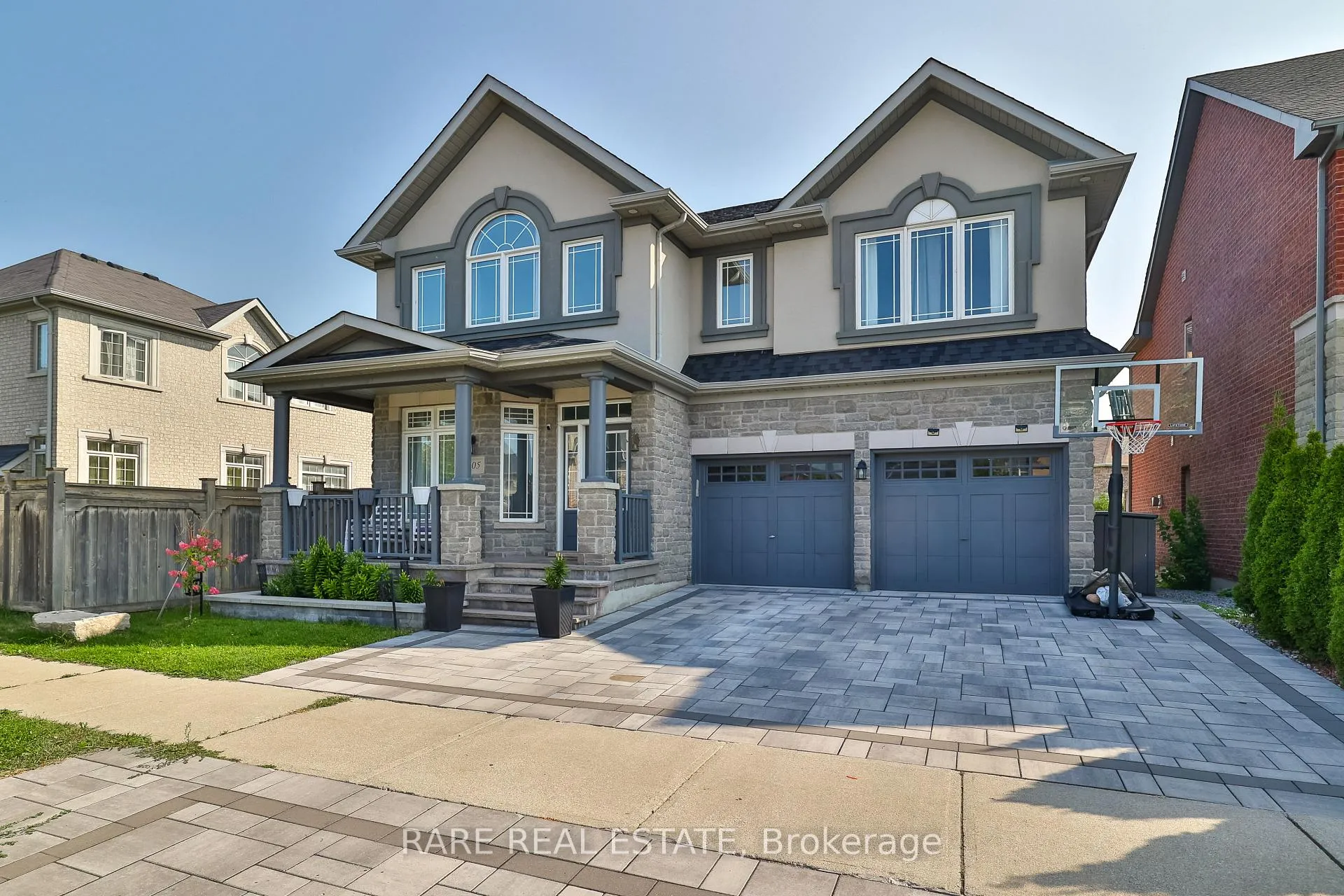 Photo 4 of 405 Thomas Cook Avenue, Vaughan, Patterson — HOMEH