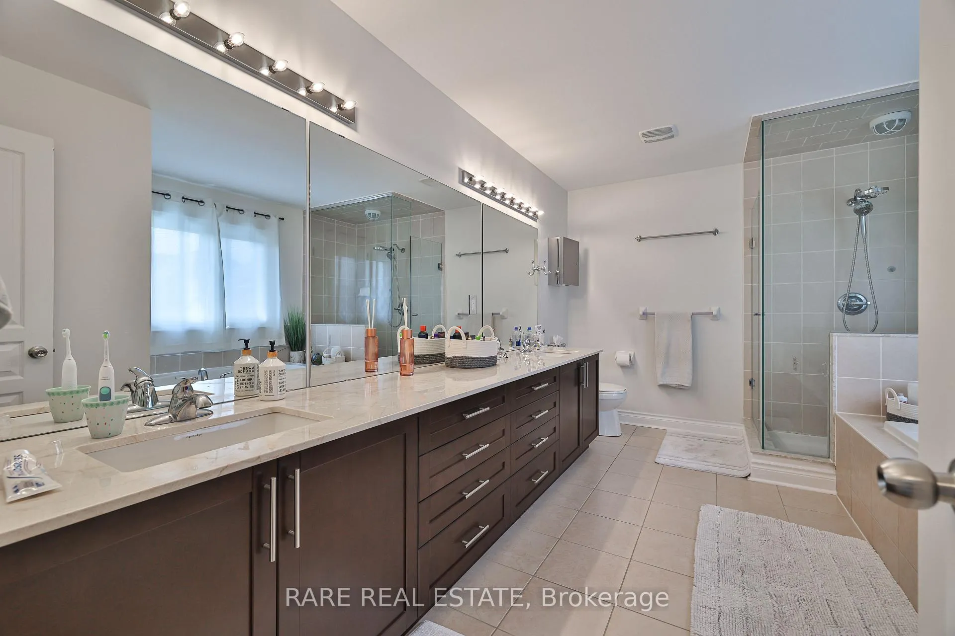 Photo 22 of 405 Thomas Cook Avenue, Vaughan, Patterson — HOMEH