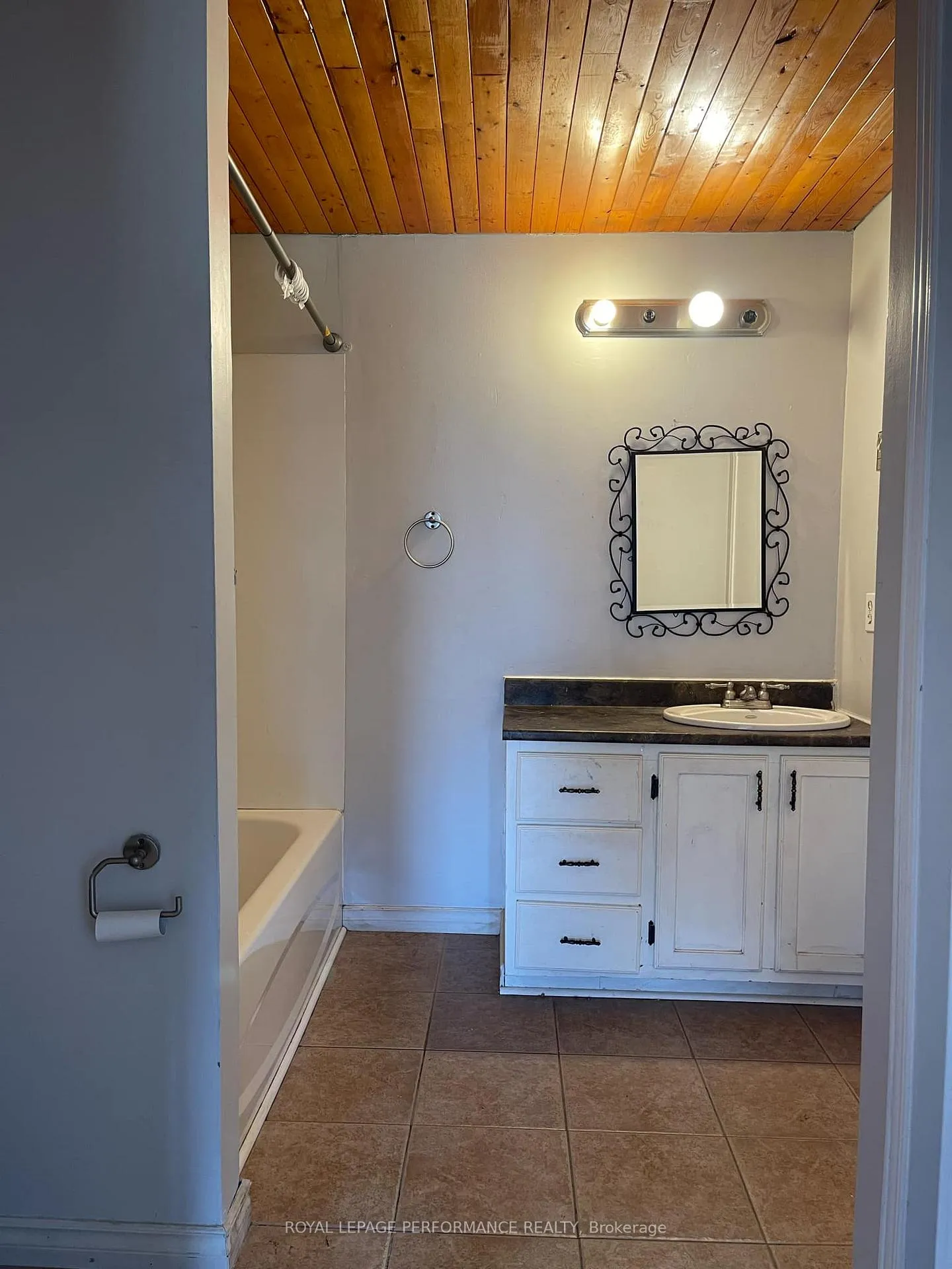 Photo 14 of 2140 Tollgate Road W, Cornwall — HOMEH