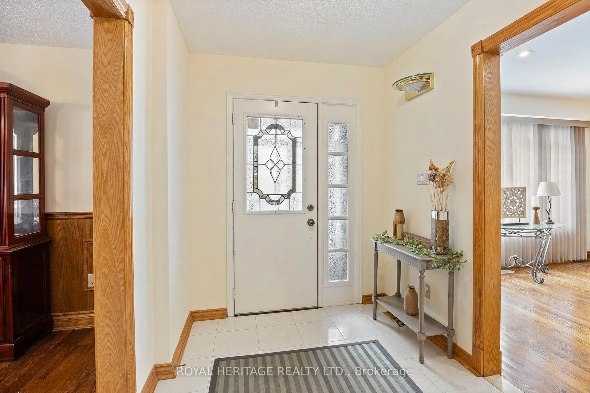 Photo 4 of 1755 Storrington Street, Pickering, Liverpool — HOMEH