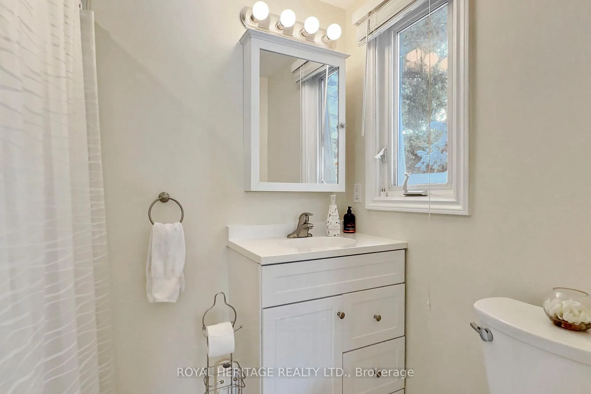 Photo 27 of 1755 Storrington Street, Pickering, Liverpool — HOMEH