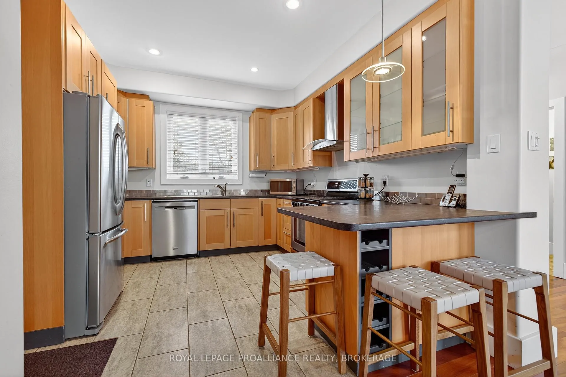 Photo 18 of 1682 Jackson Boulevard, Kingston, Kingston East (incl CFB Kingston) — HOMEH