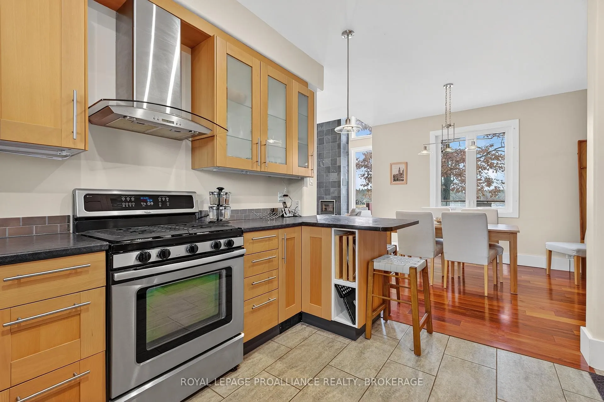 Photo 19 of 1682 Jackson Boulevard, Kingston, Kingston East (incl CFB Kingston) — HOMEH